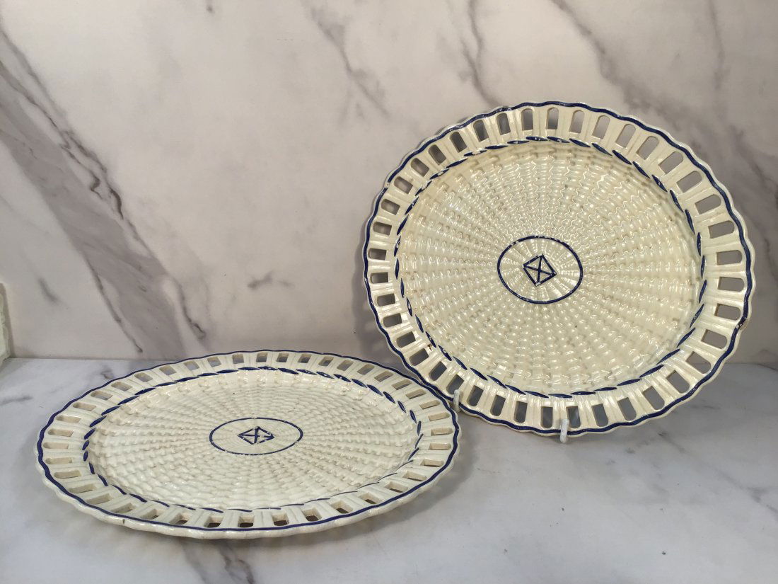 Set 2 Turners Pierced Basket pattern Creamware 9.25" Trays (1 of 2)