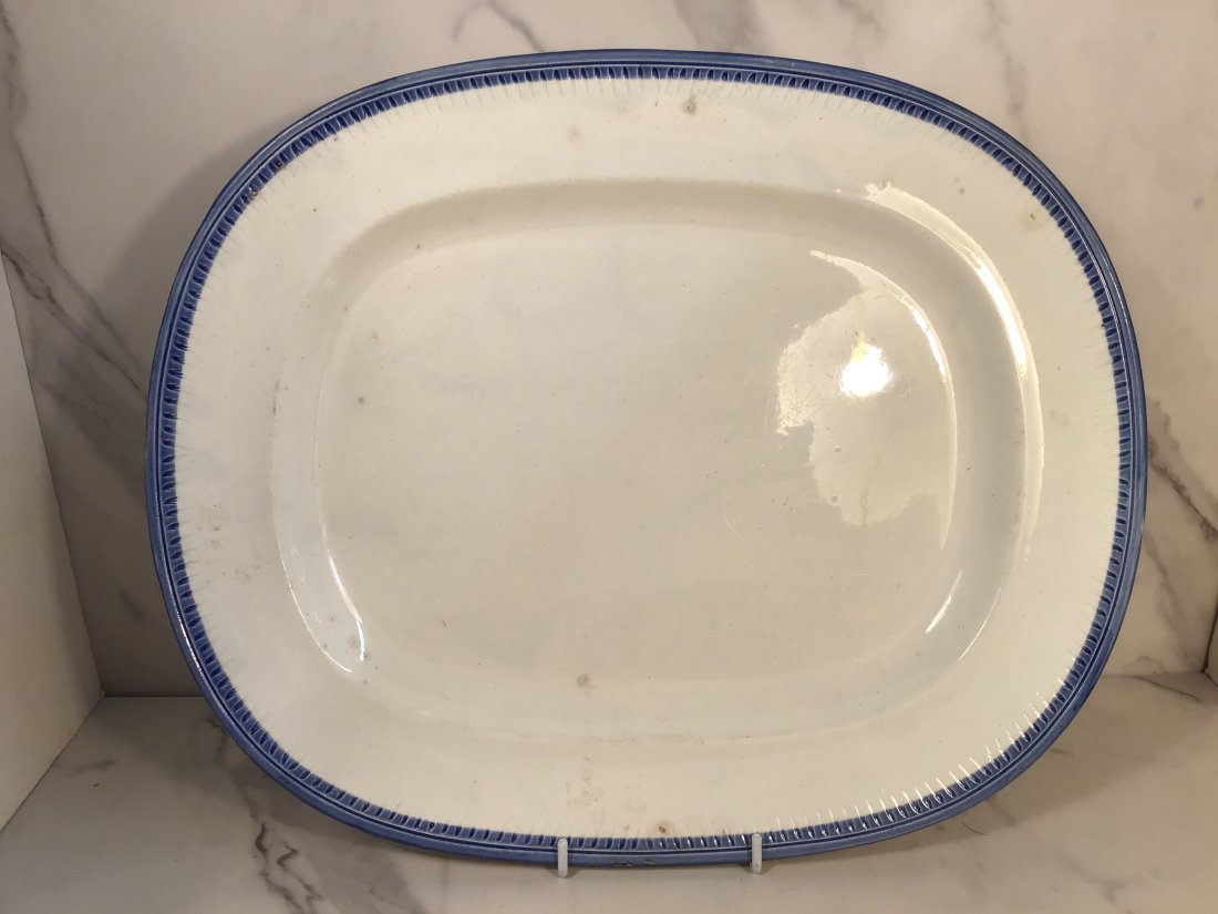 Staffordshire Pearlware Blue Feather Edge Oval Platter 15 Inch (1 of 1)