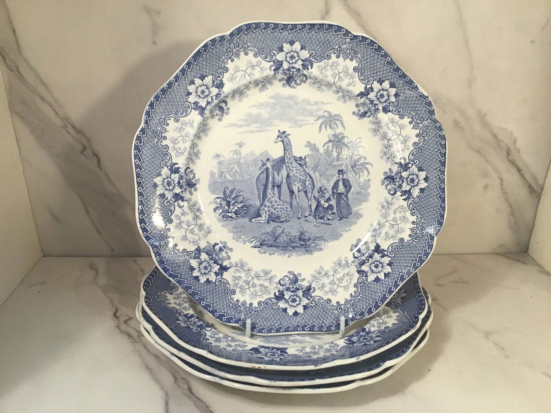 4 RARE Ridgway GIRAFFE Blue Stoneware 10 In Dinner Plates: All in good condition with a scene of giraffes and palm trees