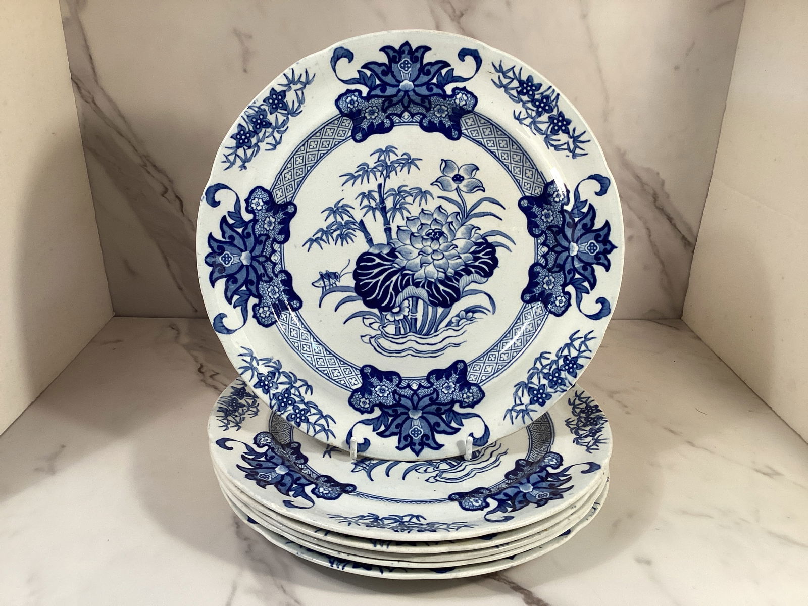Set 6 J&W Ridgway Pearlware Bamboo Opaque China 9.75 in dinner plates: Bright white with dark blue flowers C1815