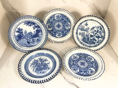 Set 5 English Pearlware Staffordshire Arcaded Plates