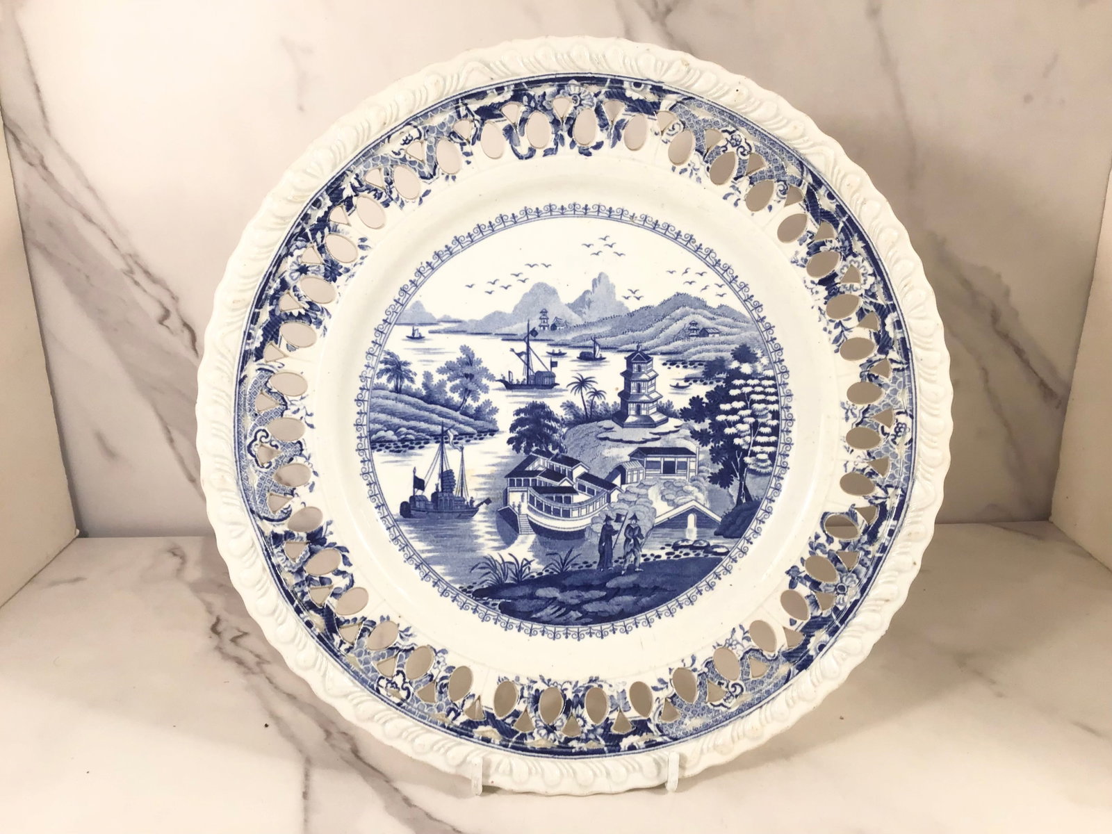 English Blue and White Transferware Ridgway INDIA TEMPLE Plate: Reticulated 10.5"