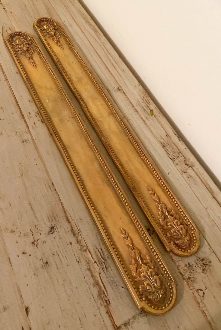Pair of Solid Brass Decorative Plates: Solid Brass Decorative Plates Measures approx. 24.5L X 3w Pair