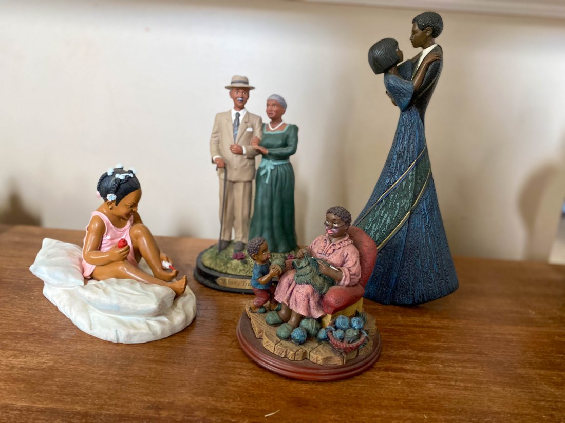 Black African American Beautiful Figures x4: Black African American Beautiful Figures x4 Grandma Unmarked, Mahogany Princess 1997 in Harmony Couple, Gettin her Groove Back Artistic Impressions by Aaron Hicks numbered and has low number, Ebony Tr