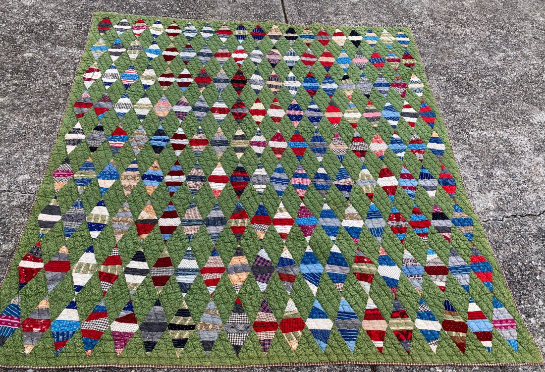 Green Diamond Patch Amish Handmade Quilt (1 of 10)