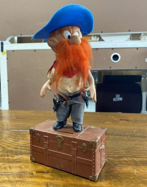 YOSIMITE SAM PIGGY BANK WARNER BROS 1970: YOSIMITE SAM PIGGY BANK WARNER BROS 1970