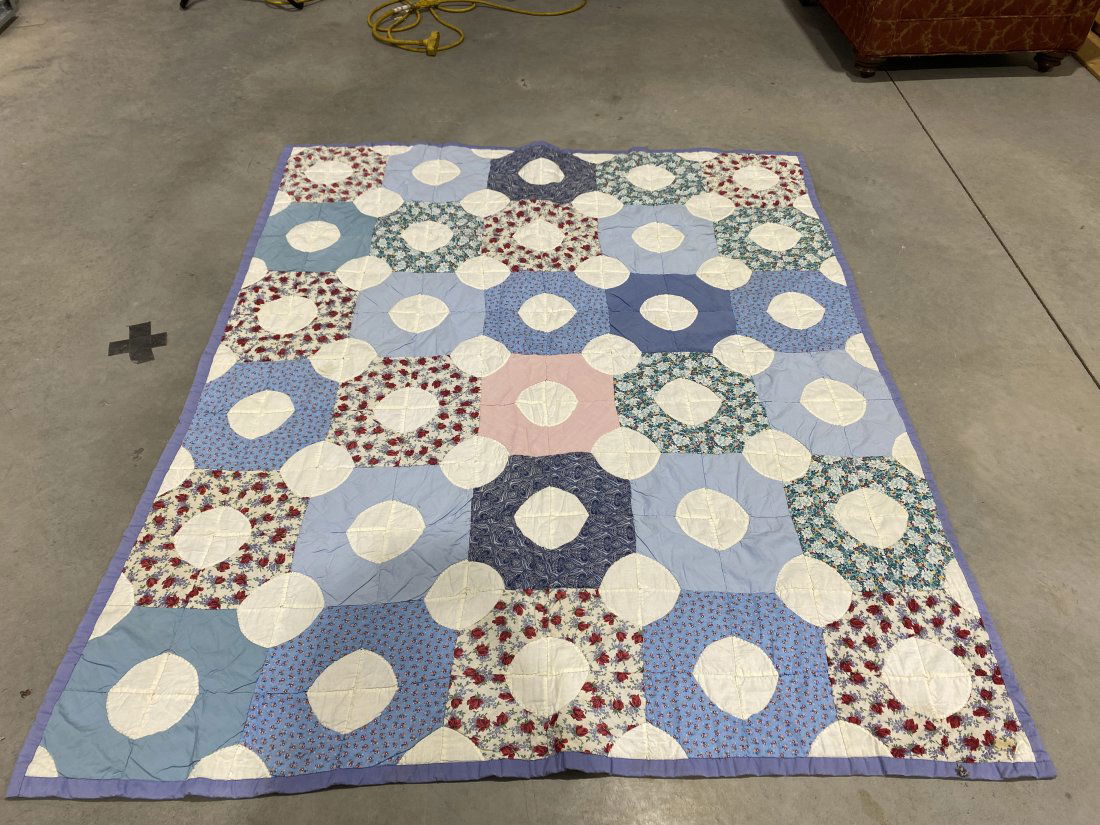 GORGEOUS HANDMADE BLUE FLORAL PATCHWORK QUILT (1 of 4)
