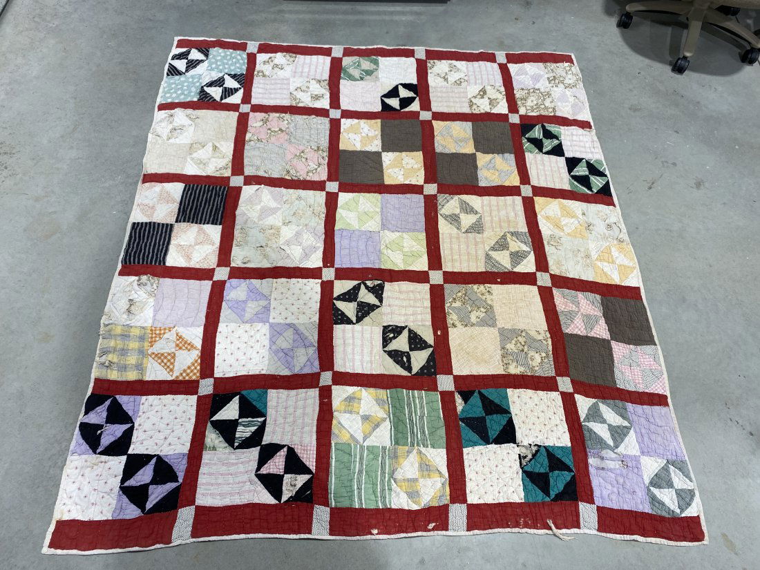 HANDMADE RED BOXED PATCH QUILT (1 of 5)