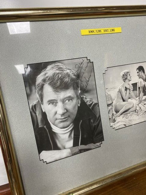 ROCK HUDSON SIGNED PHOTO W COA (1 of 4)