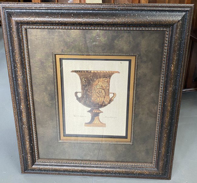 PAIR OF PROFESSIONALLY FRAMED VASE PRINTS (1 of 9)
