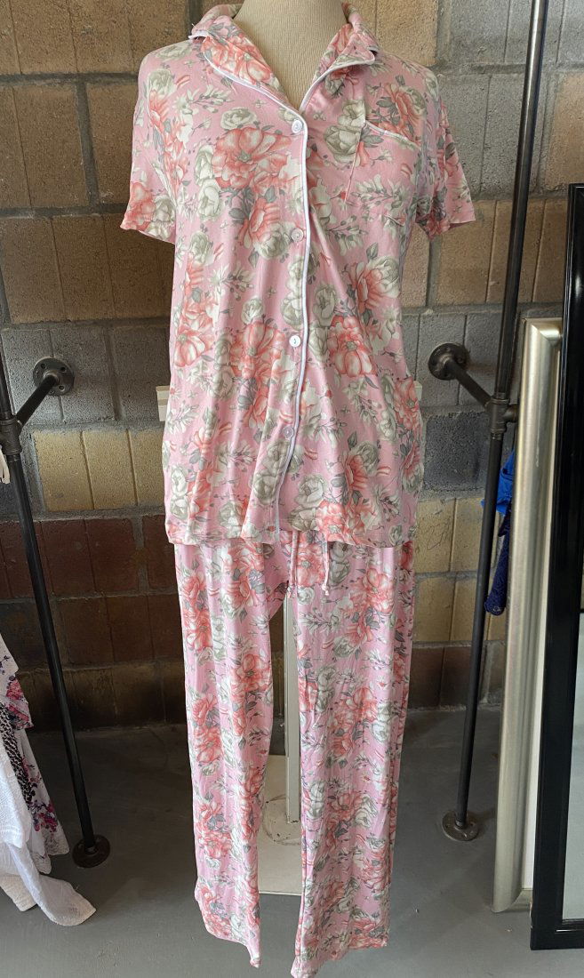 VINTAGE PINK FLORAL JOAN VASS PAJAMAS PJS WOMENS SET: VINTAGE PINK FLORAL JOAN VASS PAJAMAS PJS WOMENS SET SIZE M