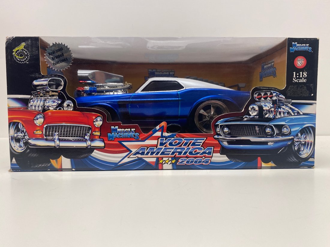 NIB 1969 Boss 302 Mustang 1:18 2004 Muscle Machine: New in Box Muscle Machine 1:18 2004 1969 Boss Cobalt Blue 302 Mustang