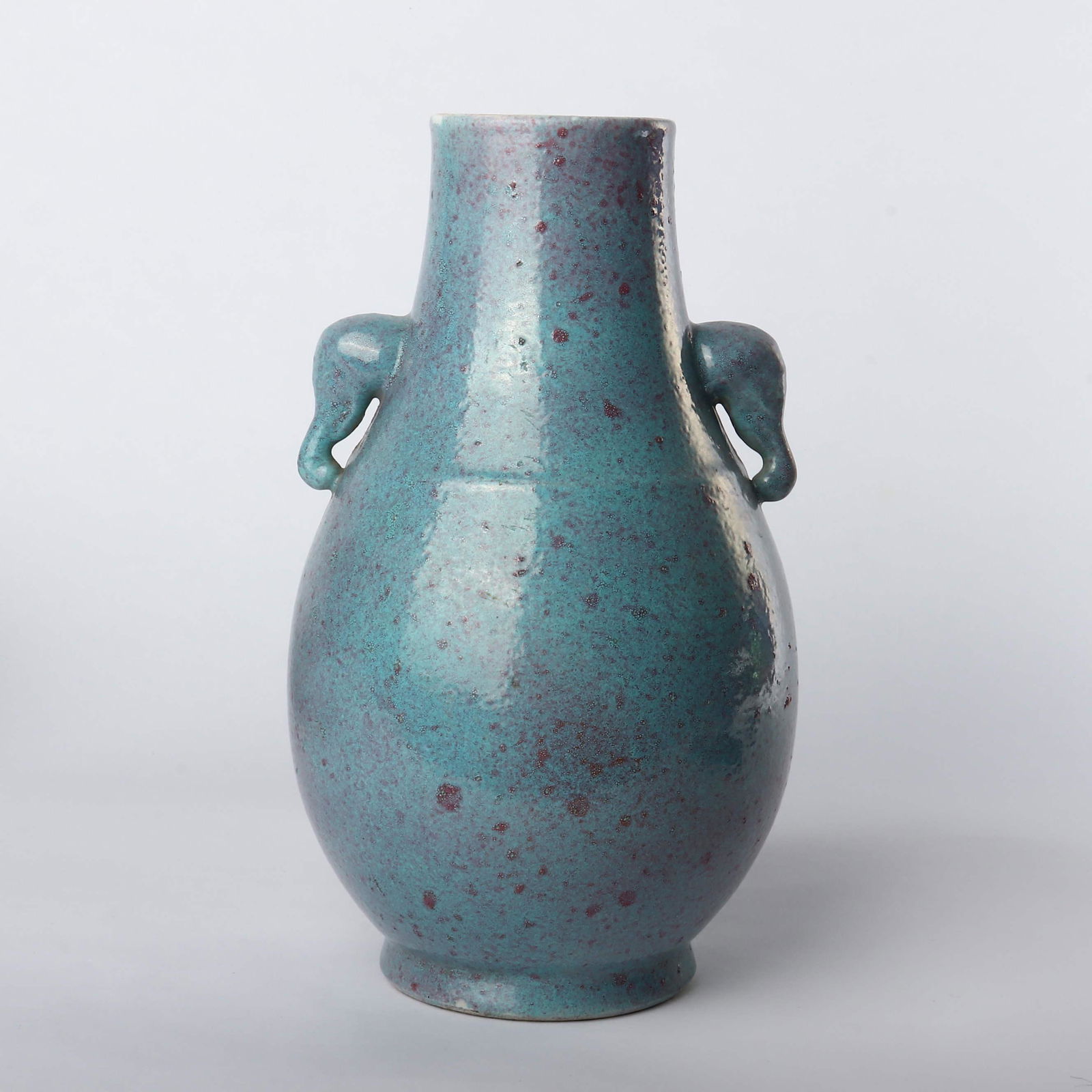 Lu Jun glaze double Elephant Ear Pipa Zun in the middle: Lu Jun glaze double Elephant Ear Pipa Zun in the middle of Qing Dynasty; 清中期炉钧釉双象耳琵琶尊; Dimensions: H23CM D13CM