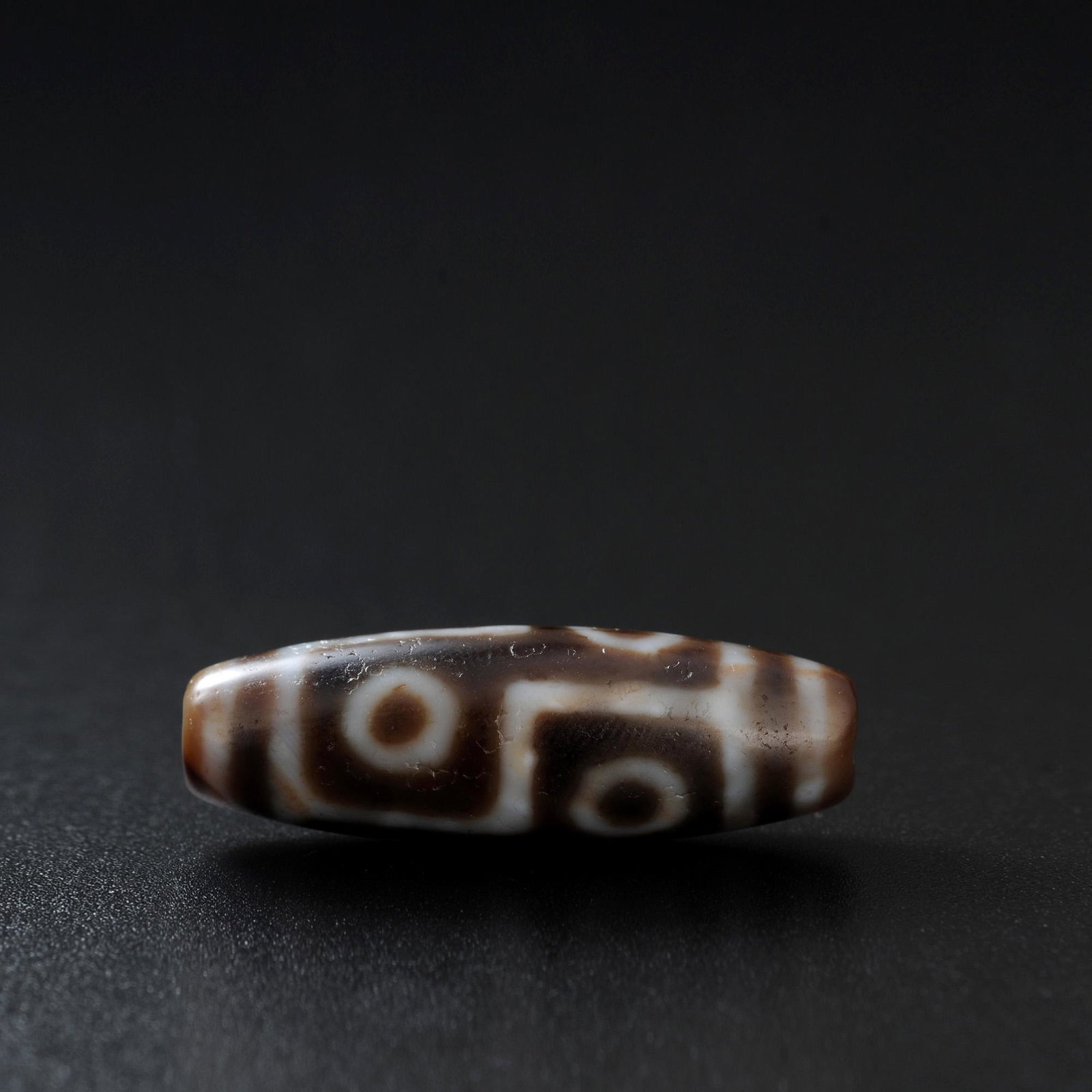 Tibet six-eye dzi-beads (1 of 8)