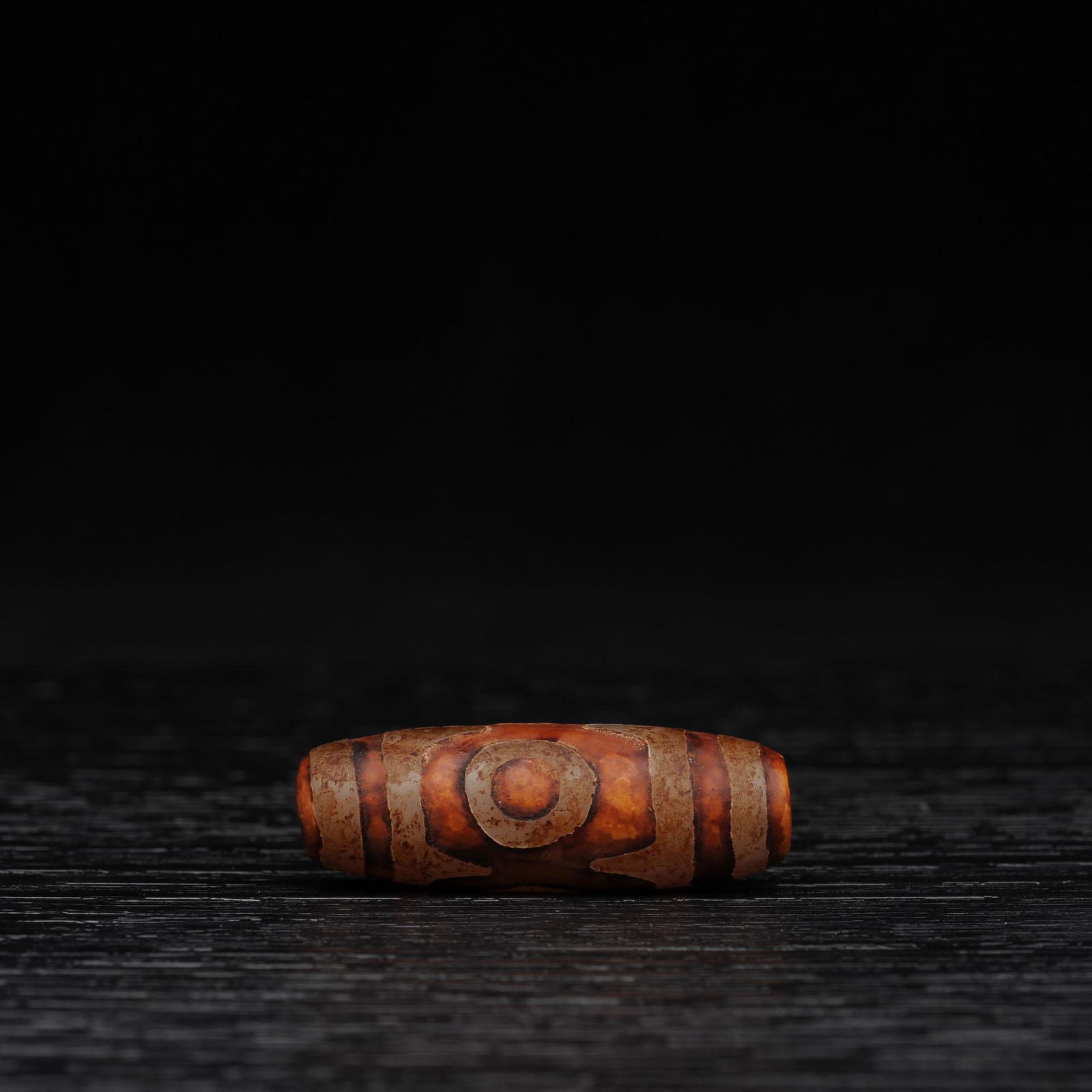 Tibetan agate eyes dzi beads: 22nd Century / Size: 40x15 mm / Tibetan Himalayan antique Dzi beads