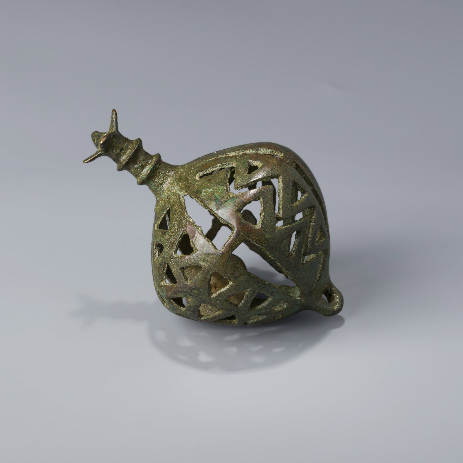 Ancient Near Eastern Luristan Bronze Bell [8.5 x 13.8cm, 252gram]: Ancient Near Eastern Luristan Bronze Bell [8.5 x 13.8cm, 252gram]