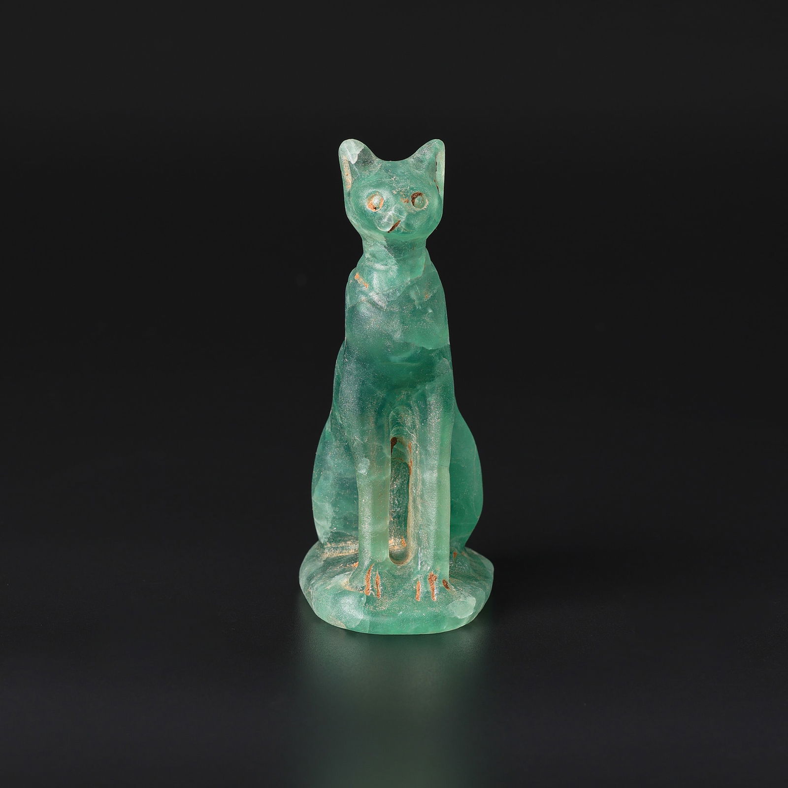 Ancient Egyptian Quartz Pendant Depicting Bastet Cat: Ancient Egyptian Quartz Pendant Depicting Bastet Cat Size Detail : 6 x 10cm Weight :225gram