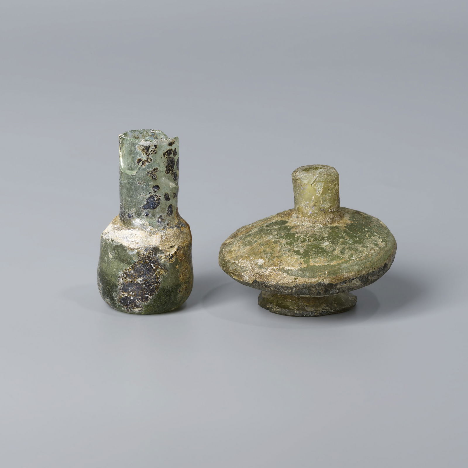 Ancient Roman Glass Bottle Vessel Lot: Ancient Roman Glass Bottle Vessel Lot Total Weight : 116gram