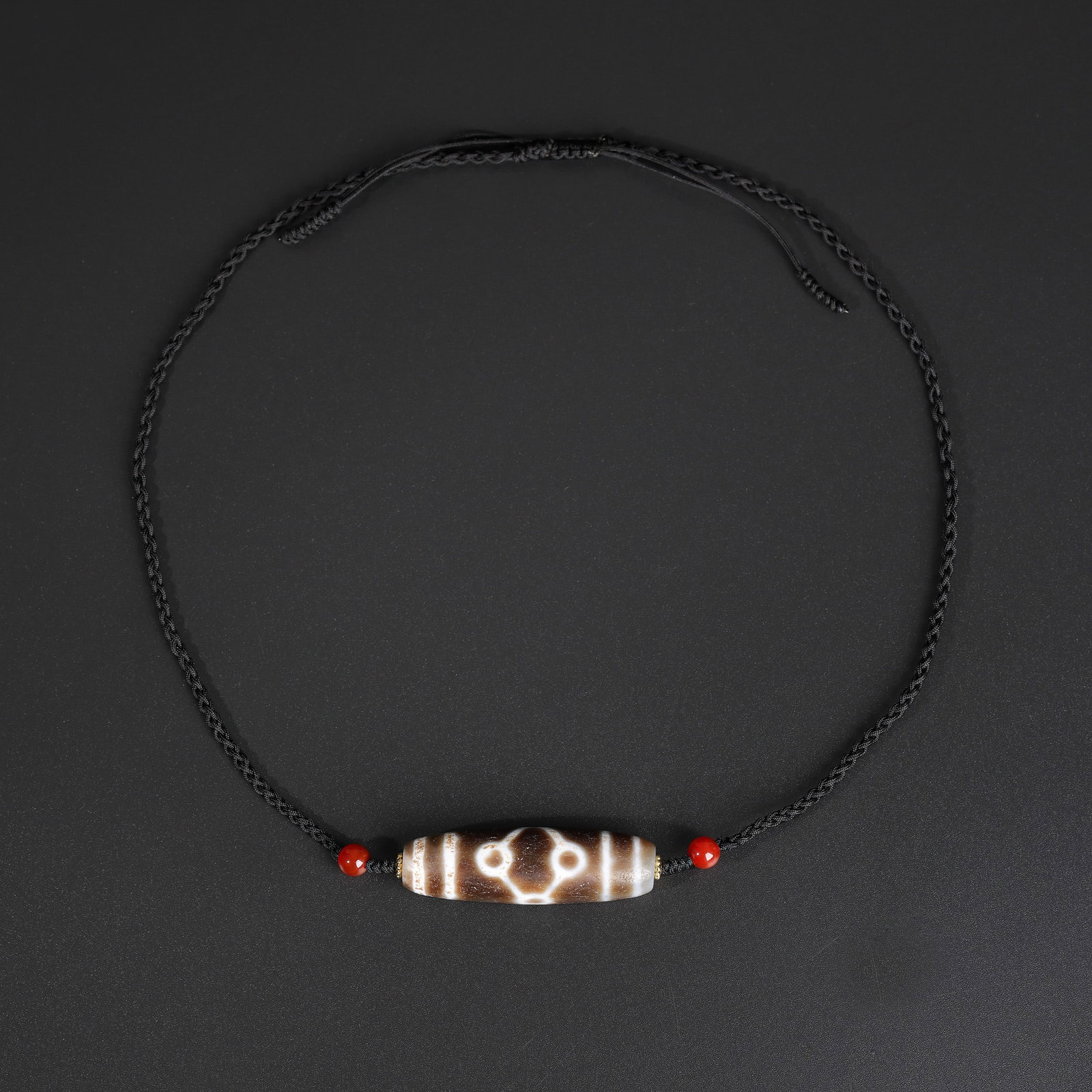 Tibetan Rare Pattern Design Eye Dzi Bead: Tibetan Rare Pattern Design Eye Dzi Bead Weight: 19gram