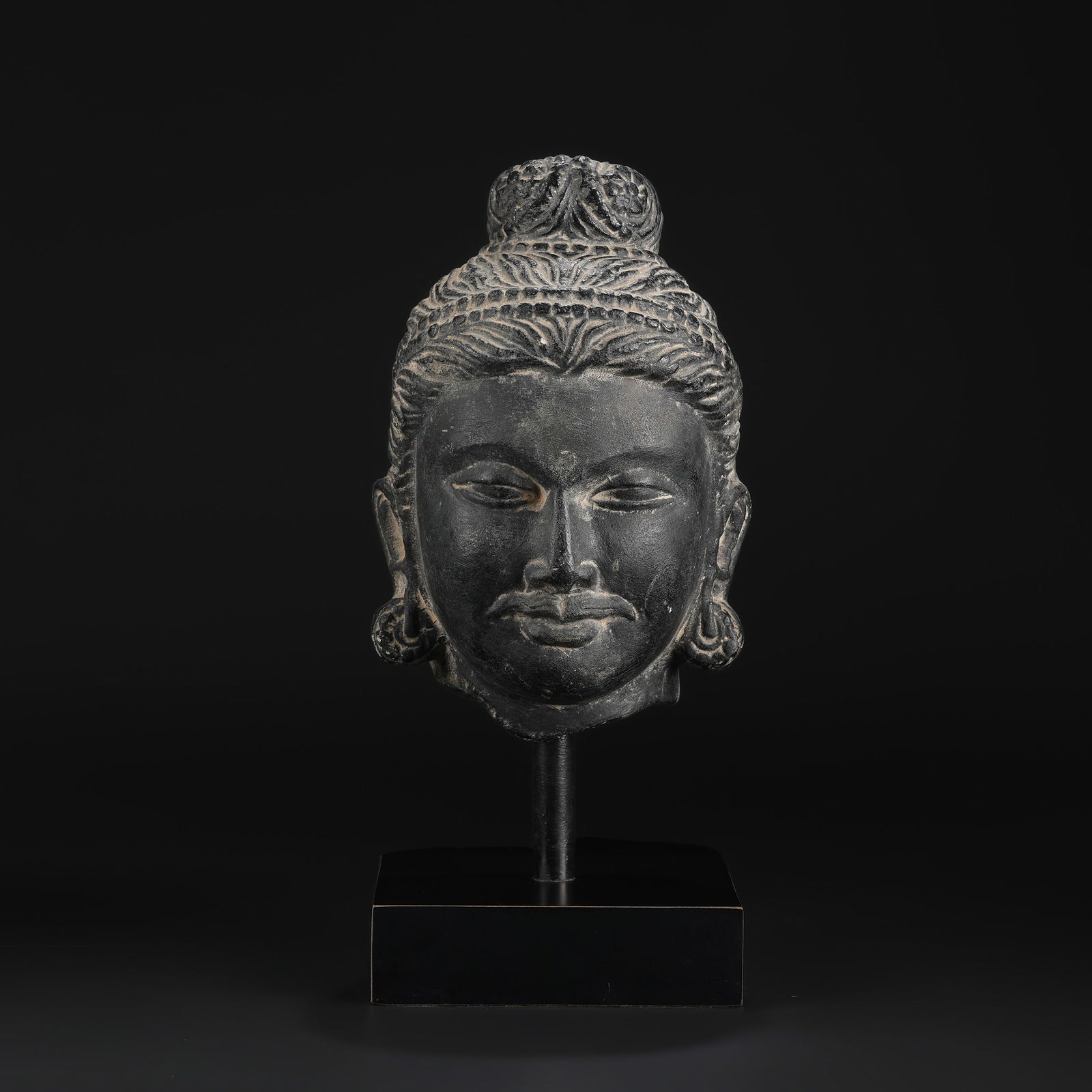 Gandhara Gray-Black Stone Carved Head of Bodhisattva: Gandhara Gray-Black Stone Carved Head of Bodhisattva Size Detail: 14 x 20.5cm Total Weight: 6kg