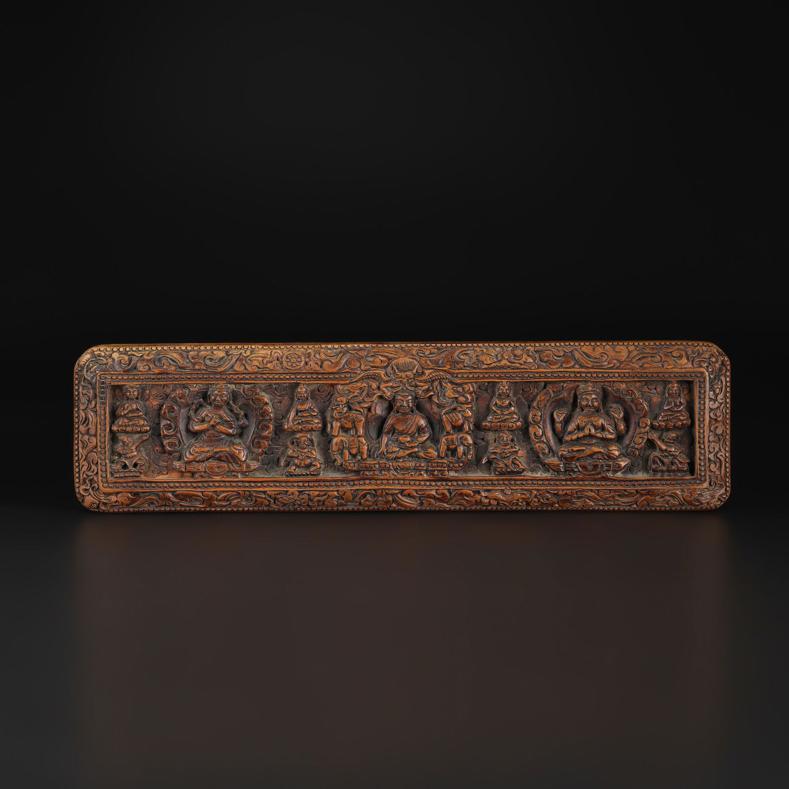 Qing Dynasty Carved Wooden Tibetan Buddhist Manuscript Cover: Qing Dynasty Carved Wooden Tibetan Buddhist Manuscript Cover Size Detail: 47.5 x 12.5cm Weight: 1.1kg