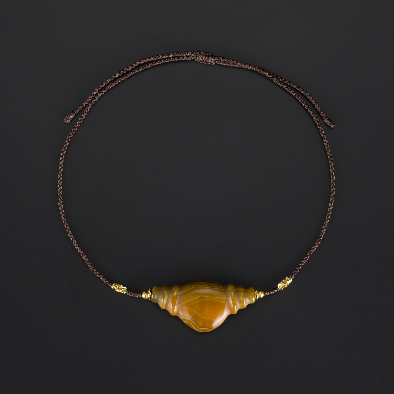 Ancient Western Asiatic Banded Agate Bead Necklace: Ancient Western Asiatic Banded Agate Bead Necklace Total Weight: 29gram