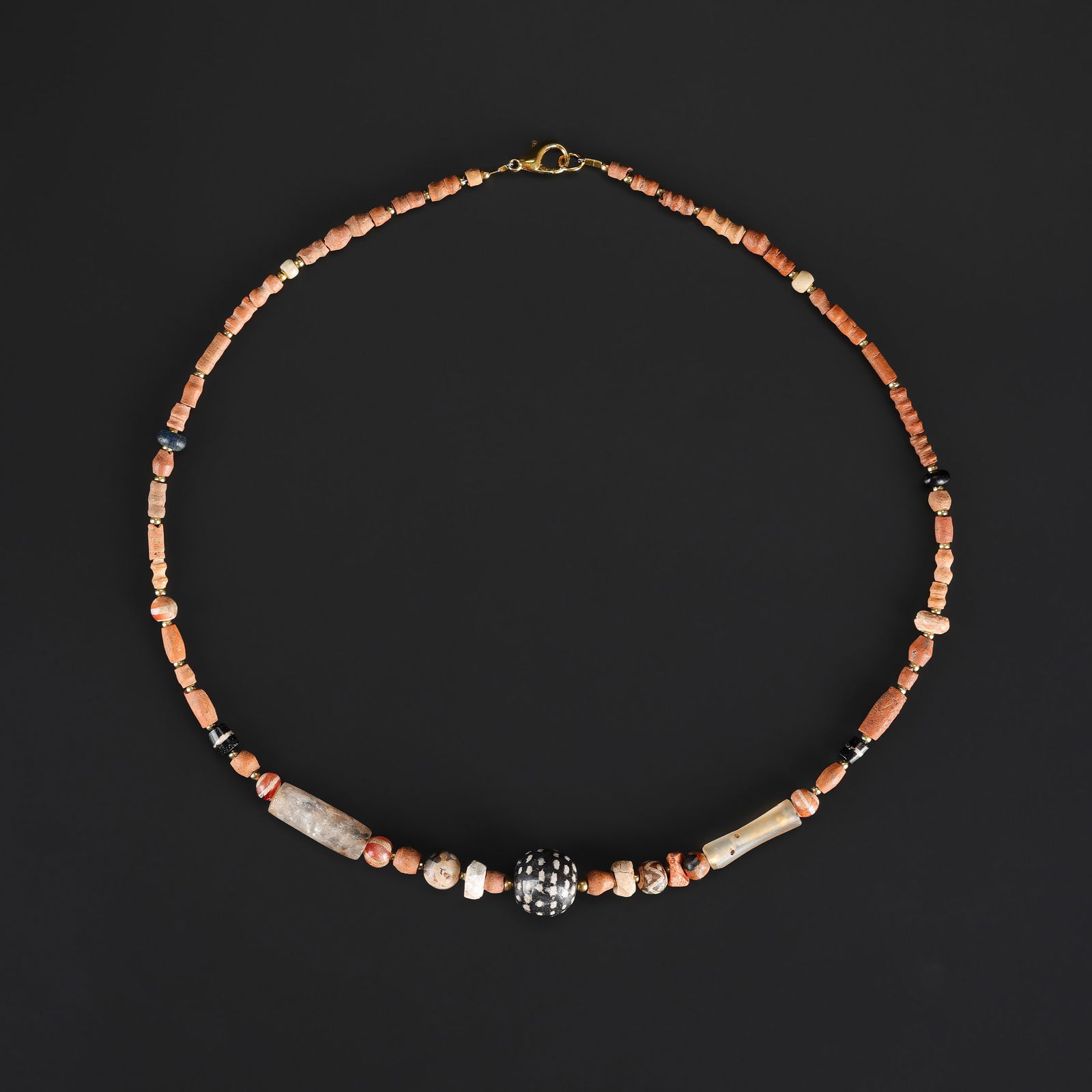 Collection of Antique Mix Material Old Beads Necklace: Collection of Antique Mix Material Old Beads Necklace Length: 19.5in Total Weight: 20gram