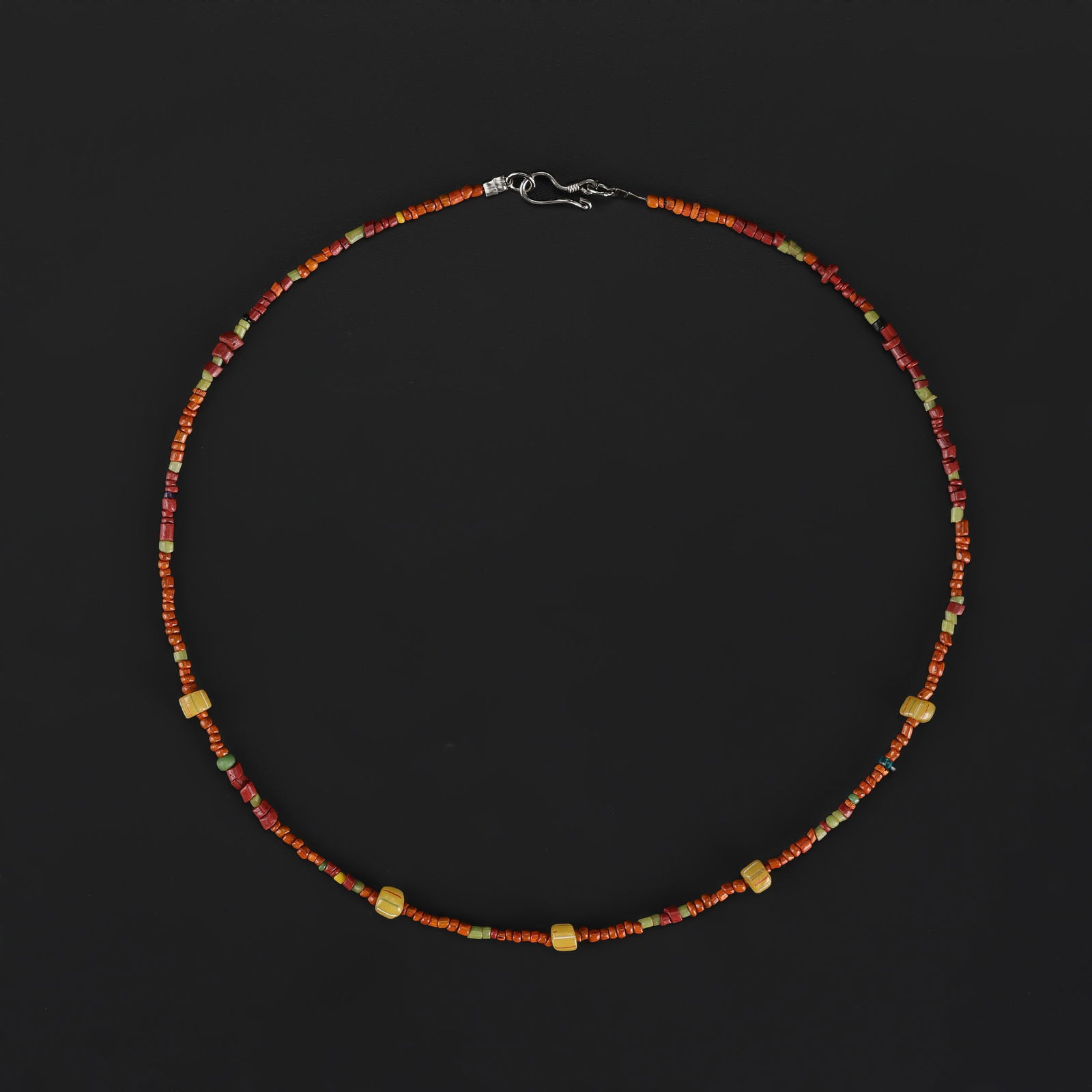 Collection of Antique Mix Old Beads Necklace: Collection of Antique Mix Old Beads Necklace Length: 17in Total Weight: 5gram