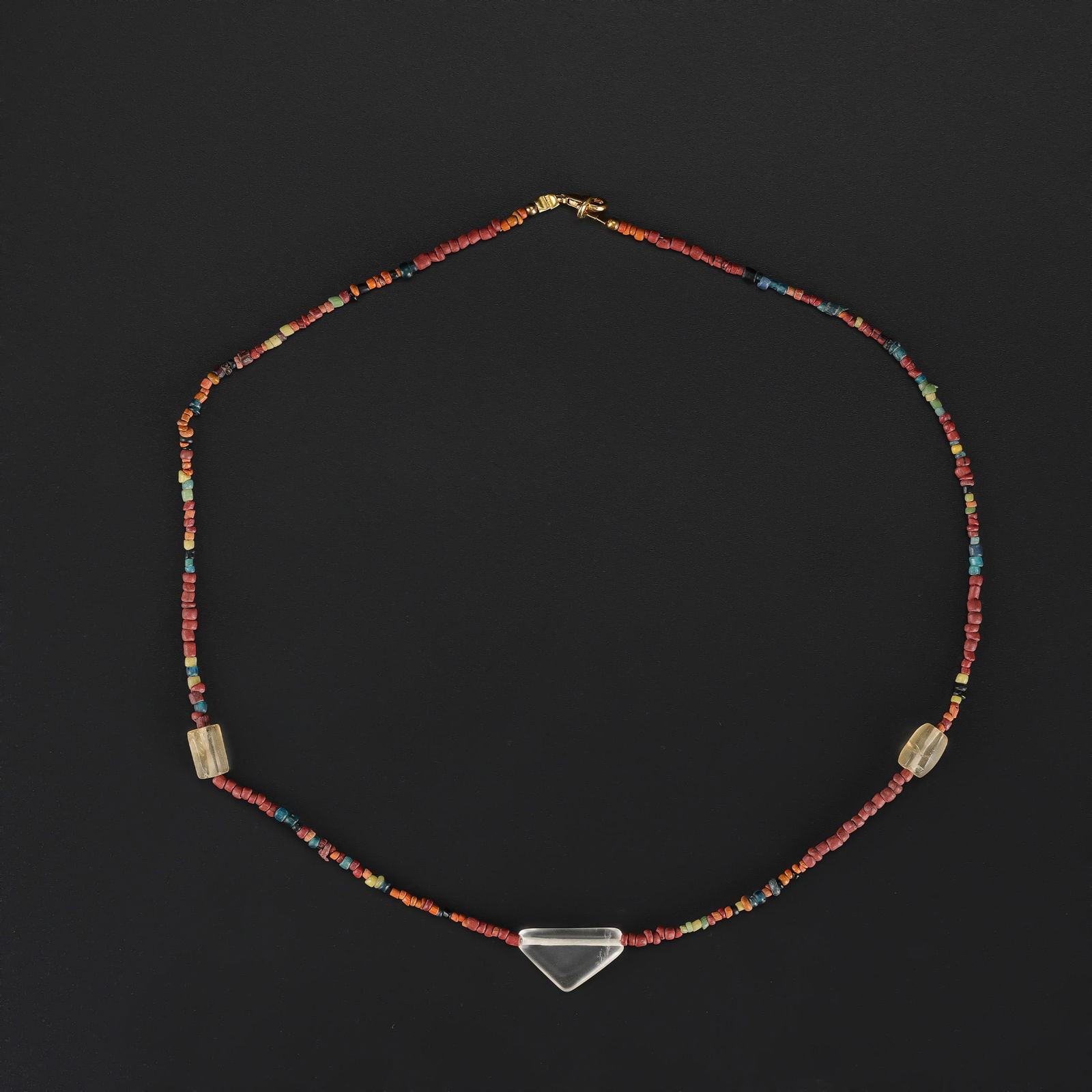 Collection of Antique Mix Old Beads Necklace: Collection of Antique Mix Old Beads Necklace Length: 18in Total Weight: 6gram