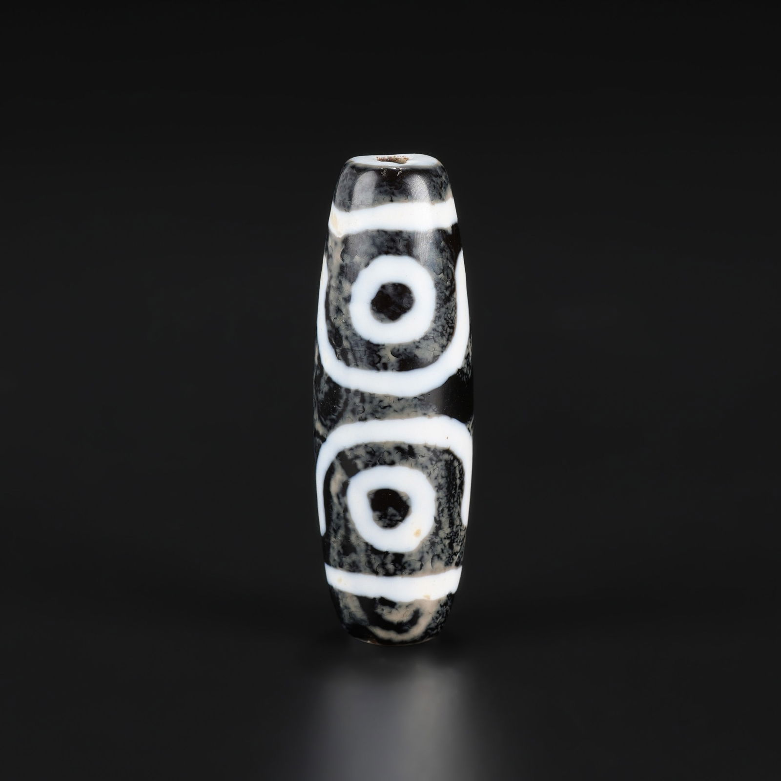 Tibetan 3-Eye Dzi Agate Bead: Tibetan 3-Eye Dzi Agate Bead Size Detail: 1.2 x 3.7cm Weight: 9gram