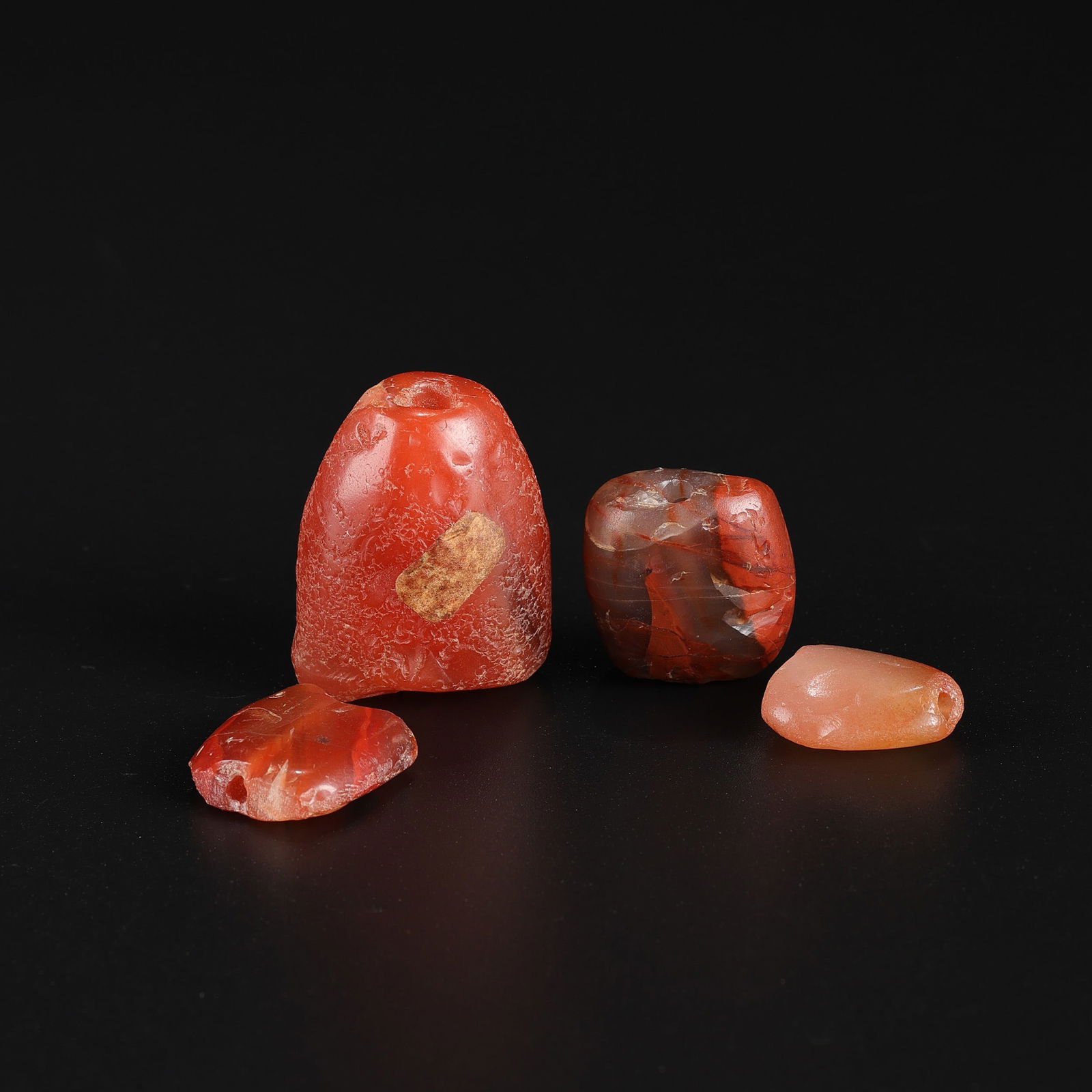 Ancient Tibetan Pema Raka Carnelian Old Beads: Ancient Tibetan Pema Raka Carnelian Old Beads Total Weight: 36gram
