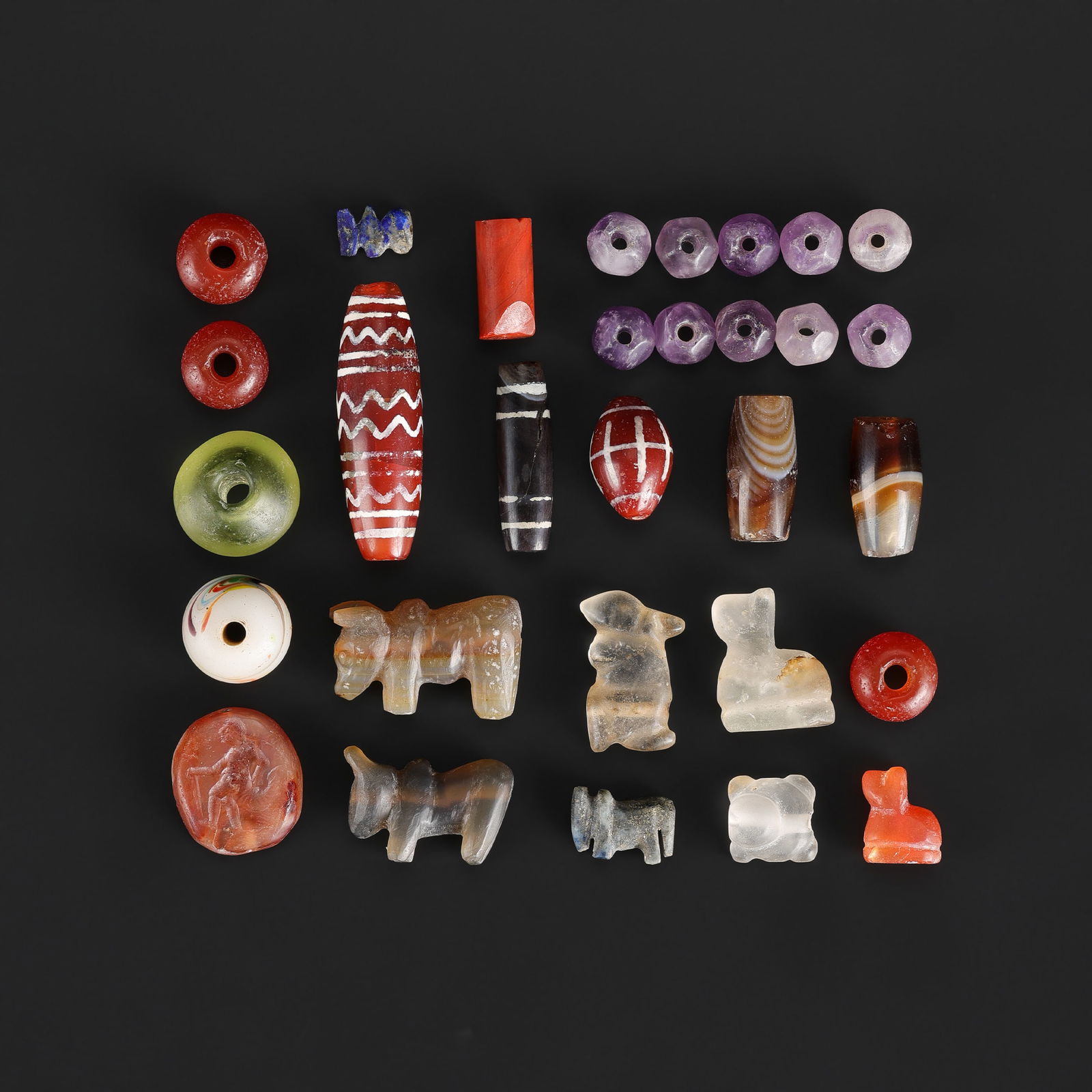 Collection of Antique Mix Old Beads: Collection of Antique Mix Old Beads Total Weight: 70gram