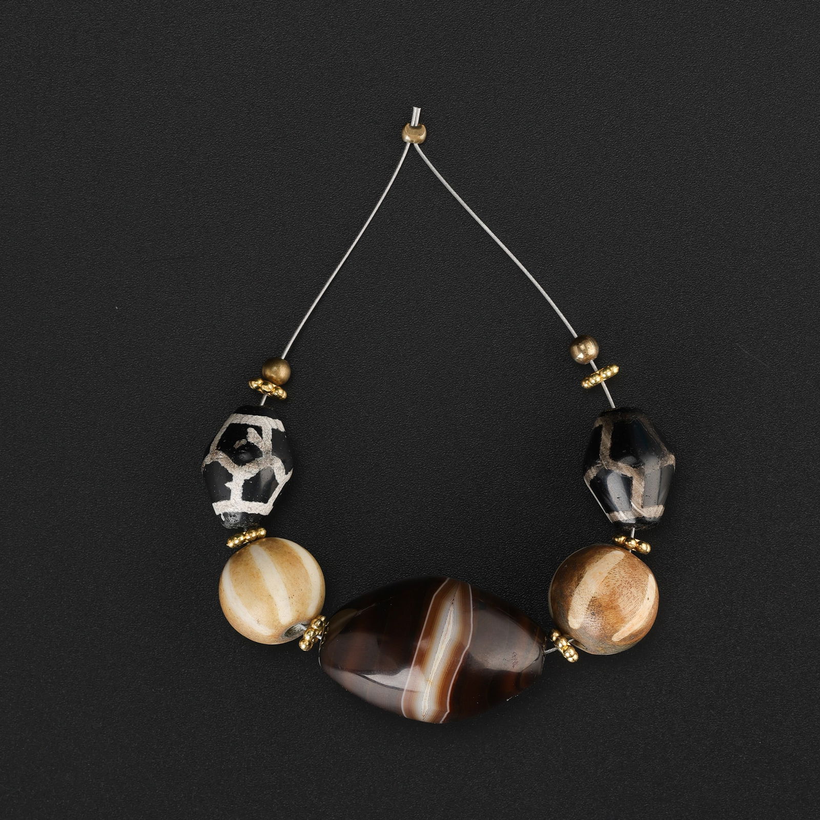 Collection of Himalayan Antique Mixed Old Beads: Collection of Himalayan Antique Mixed Old Beads Total Weight: 29gram