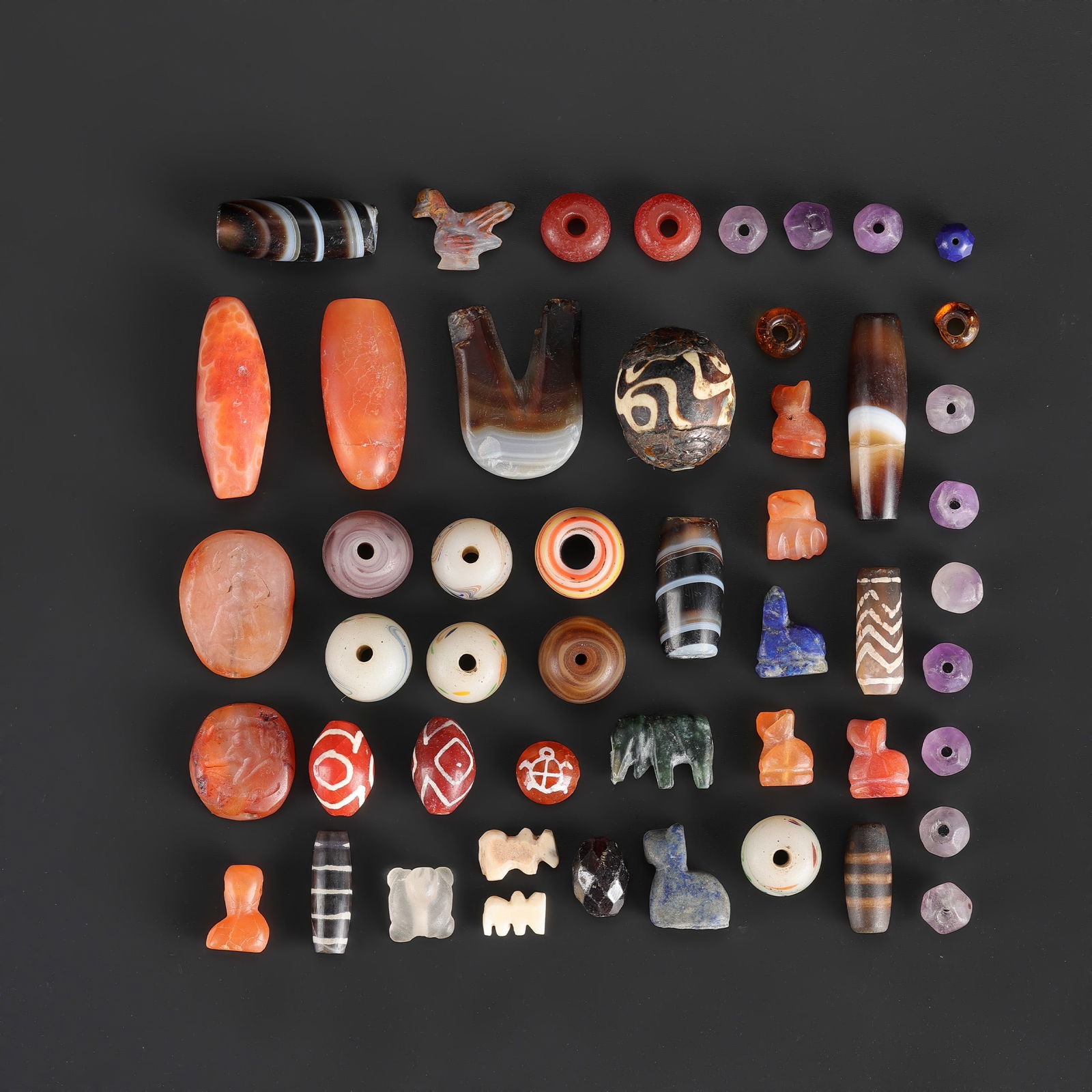 Collection of Antique Mix Old Beads: Collection of Antique Mix Old Beads Total Weight: 153gram