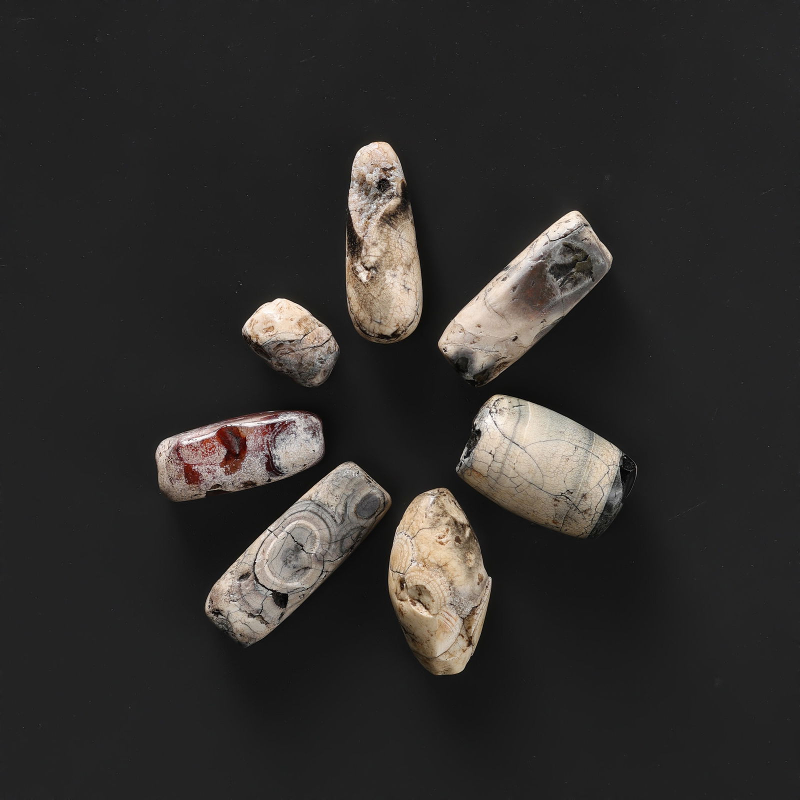 Early Medieval Period Himalayan Tibetan Sulemani Hakik (Banded Agate) Beads, Group of 7: Early Medieval Period Himalayan Tibetan Sulemani Hakik (Banded Agate) Beads, Group of 7 Total Weight: 25gram