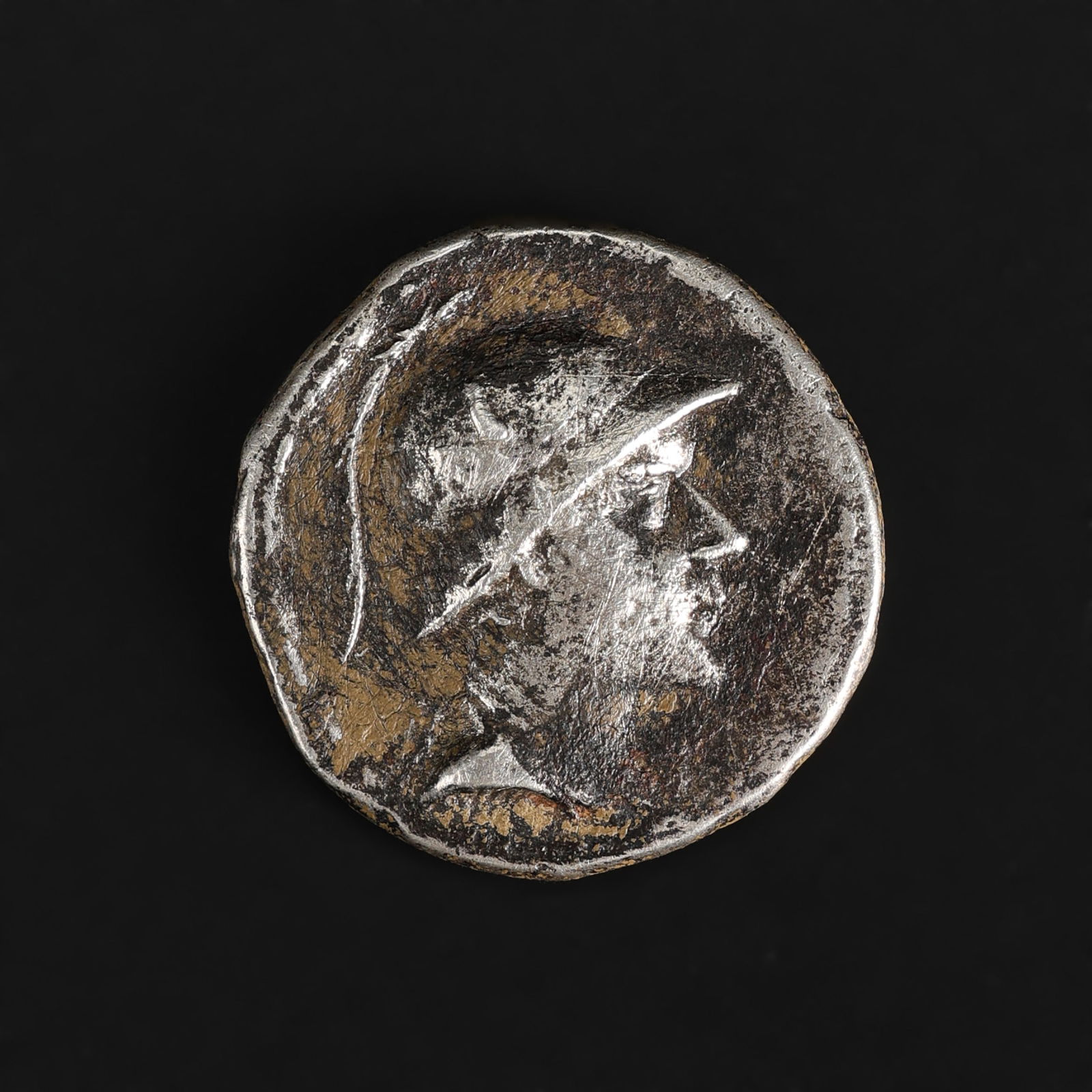 Ancient Greco Bactrian Silver Coin: Ancient Greco Bactrian Silver Coin Size Detail: ?2.8cm Weight: 15gram