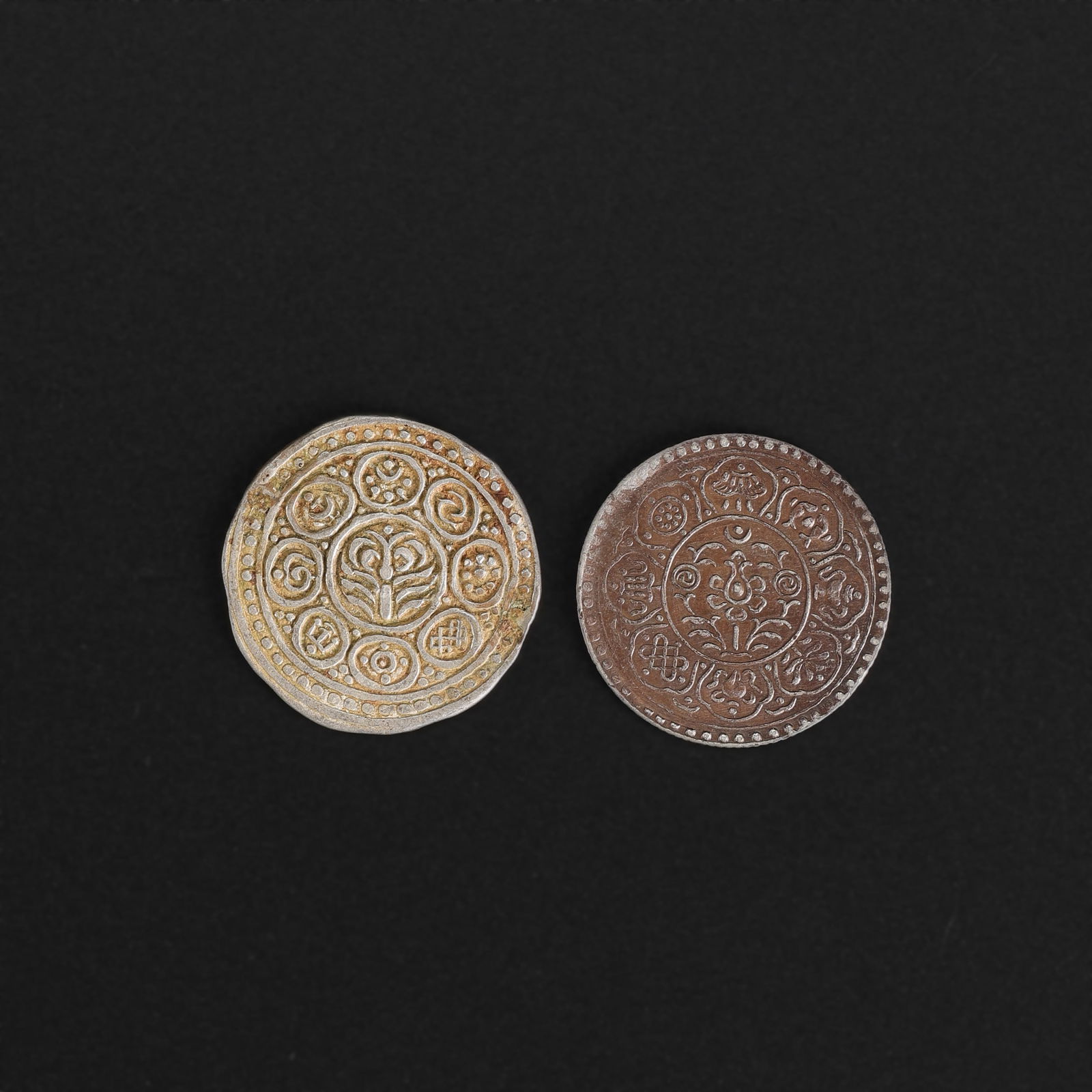 Antique Tibetan Silver Kong-par (Tang-ka) Coin: Antique Tibetan Silver Kong-par (Tang-ka) Coin Total Weight: 8gram