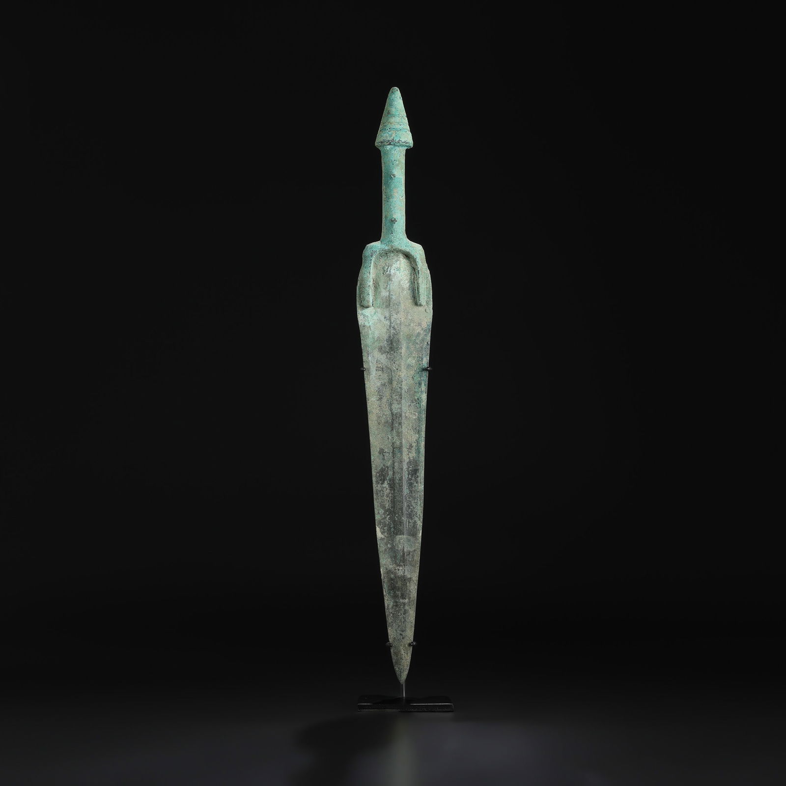 Ancient Luristan Bronze Sword: Ancient Luristan Bronze Sword Size Detail: 6.5 x 50.5cm Weight: 819gram