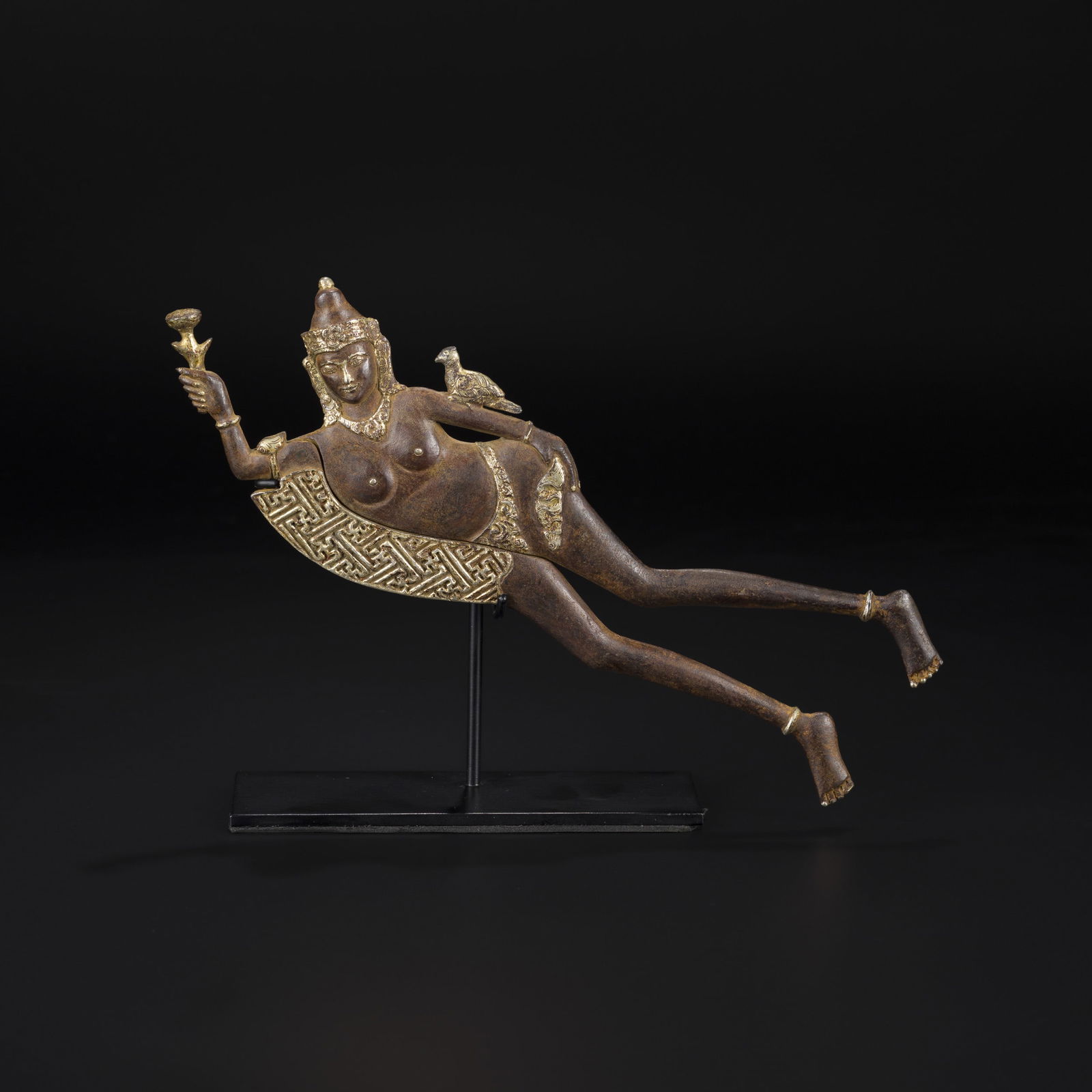 Indonesian Iron Betel Nut Cutter Featuring Female Figure with Gilded Details, Late 19th Century: Indonesian Iron Betel Nut Cutter Featuring Female Figure with Gilded Details, Late 19th Century Weight: 368gram