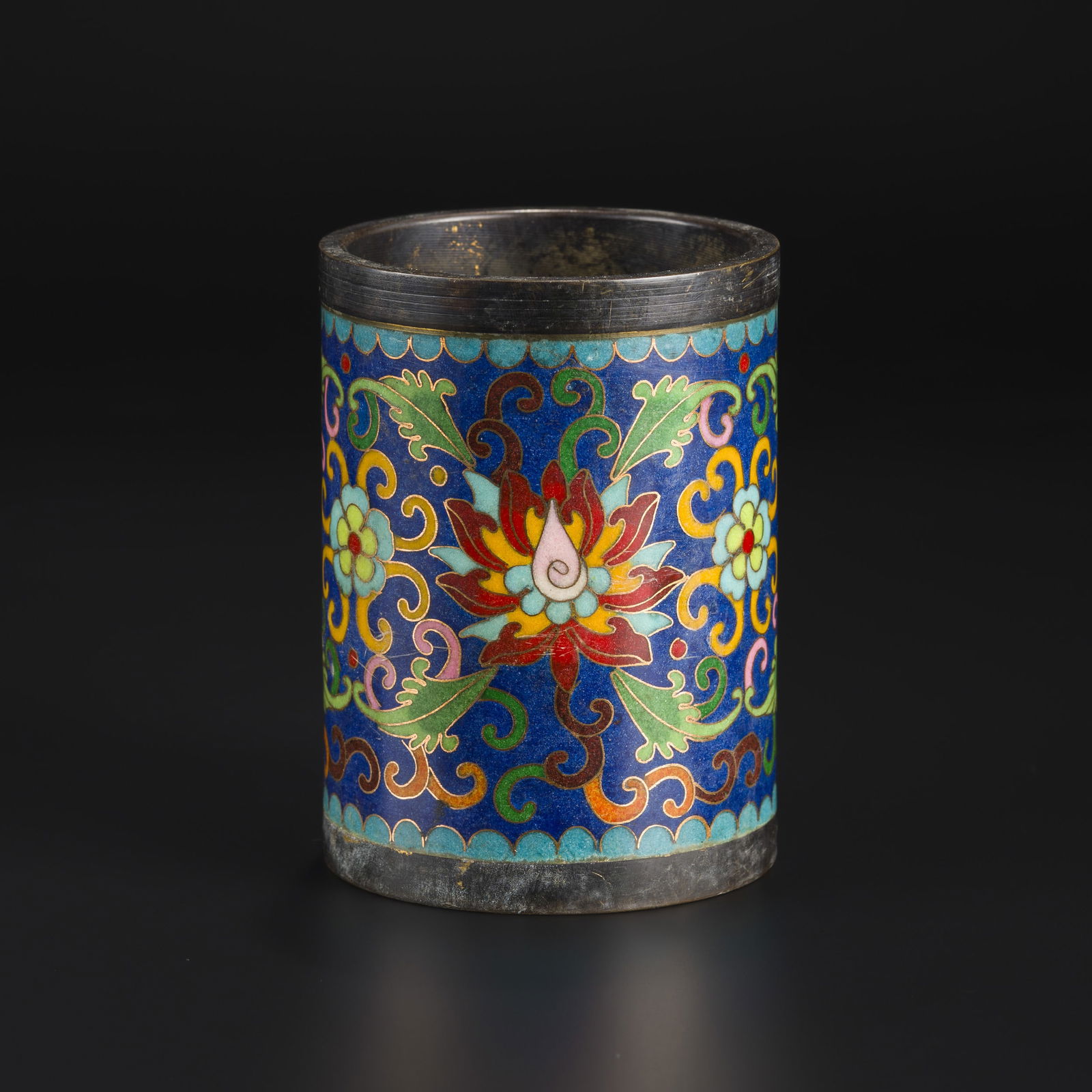 Qing Dynasty Chinese Bronze Cloisonné Vase / Pot Holder: Qing Dynasty Chinese Bronze Cloisonné Vase / Pot Holder. Size Detail: 8 x 11cm Weight: 912gram