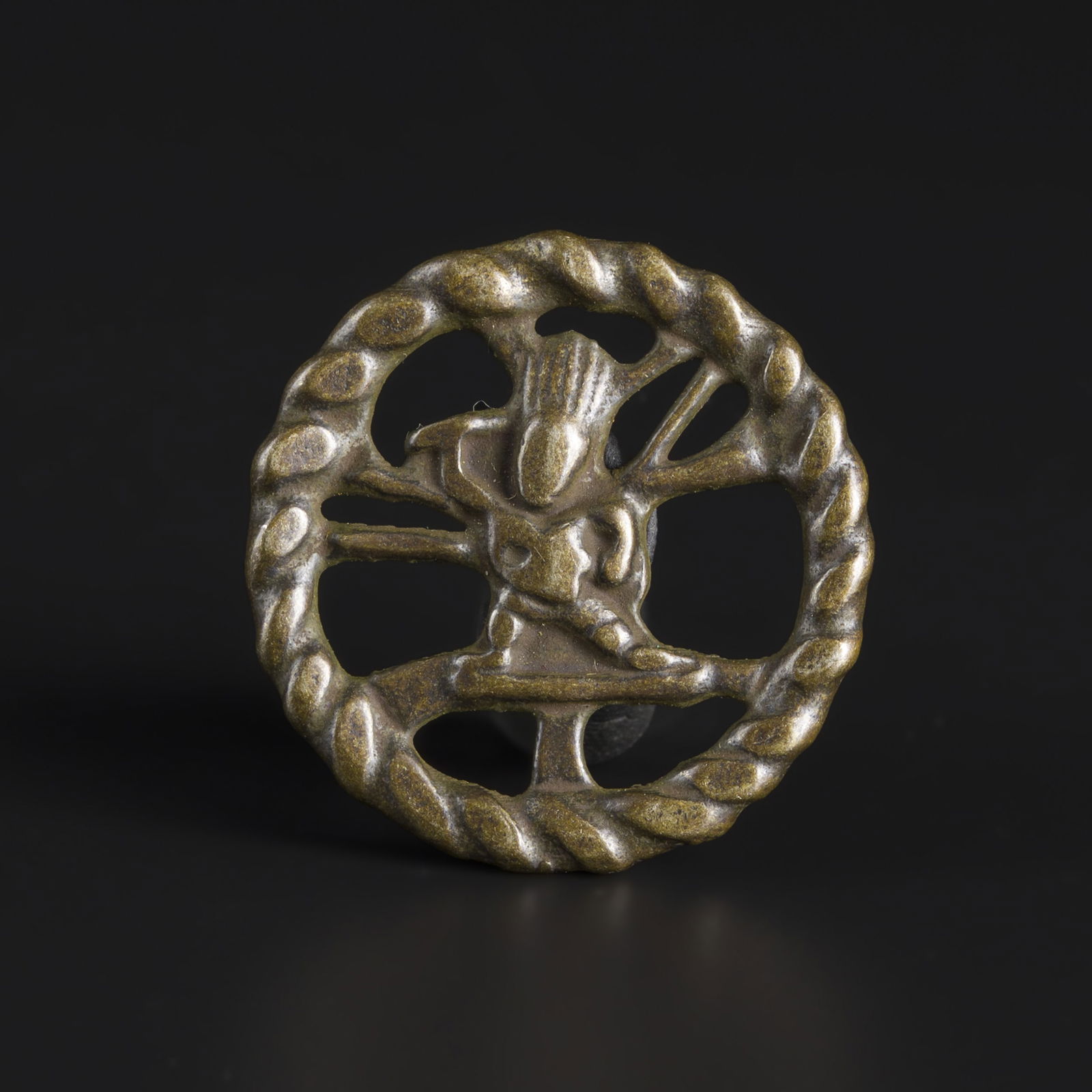 Tibetan Bronze Garuda Thogchag Talisman Amulet: Tibetan Bronze Garuda Thogchag Talisman Amulet. Size Detail: ?2.9cm Weight: 7gram