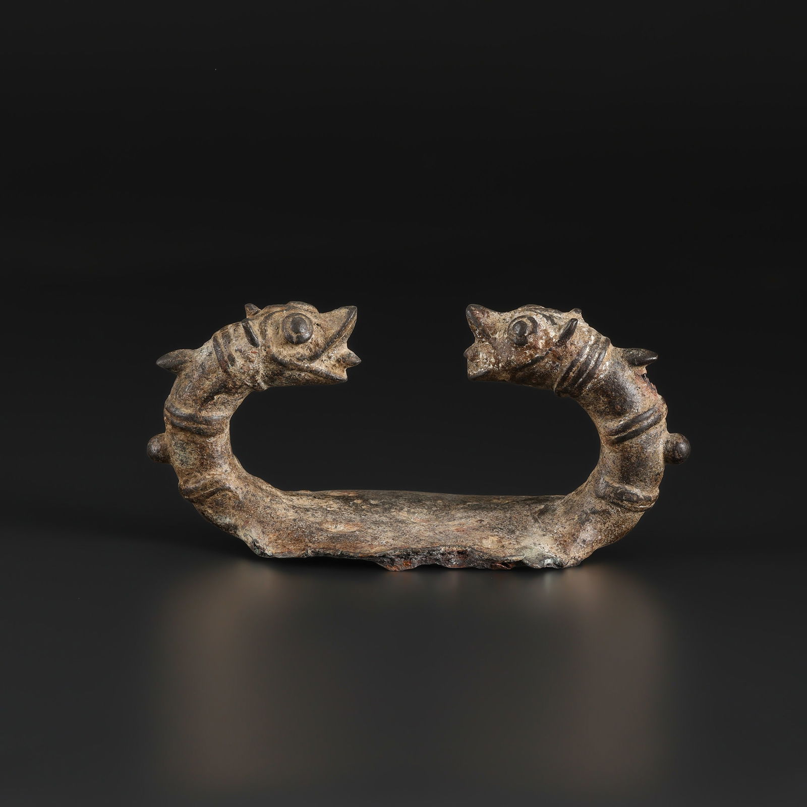 Bactrian Bronze Door Handle with Dragon Head Terminal: Bactrian Bronze Door Handle with Dragon Head Terminal. Size Detail: 14.5 x 7cm Weight: 536gram