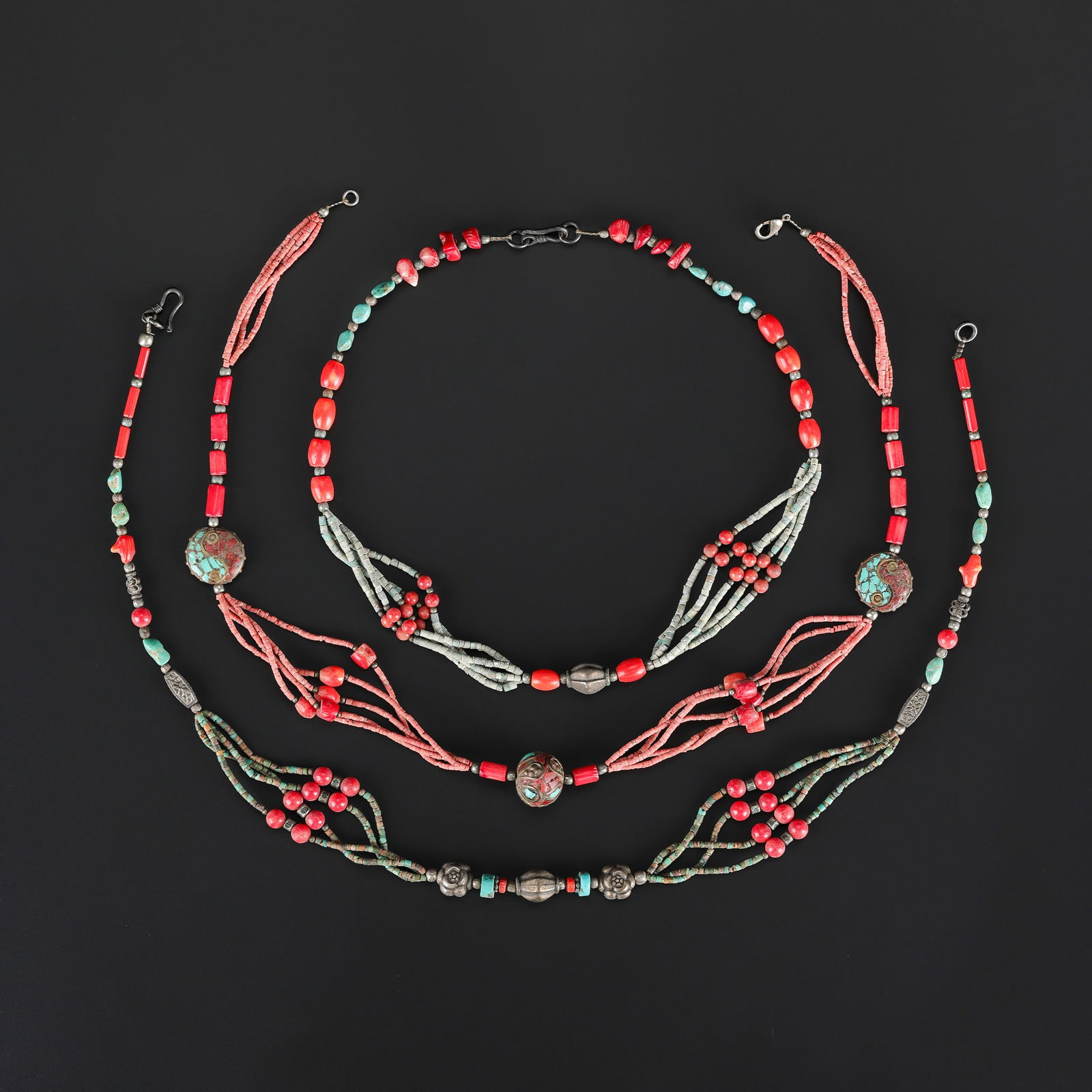 Collection of Tibetan Red Coral and Turquoise Beaded Necklaces: Collection of Tibetan Red Coral and Turquoise Beaded Necklaces Total Weight: 72gram