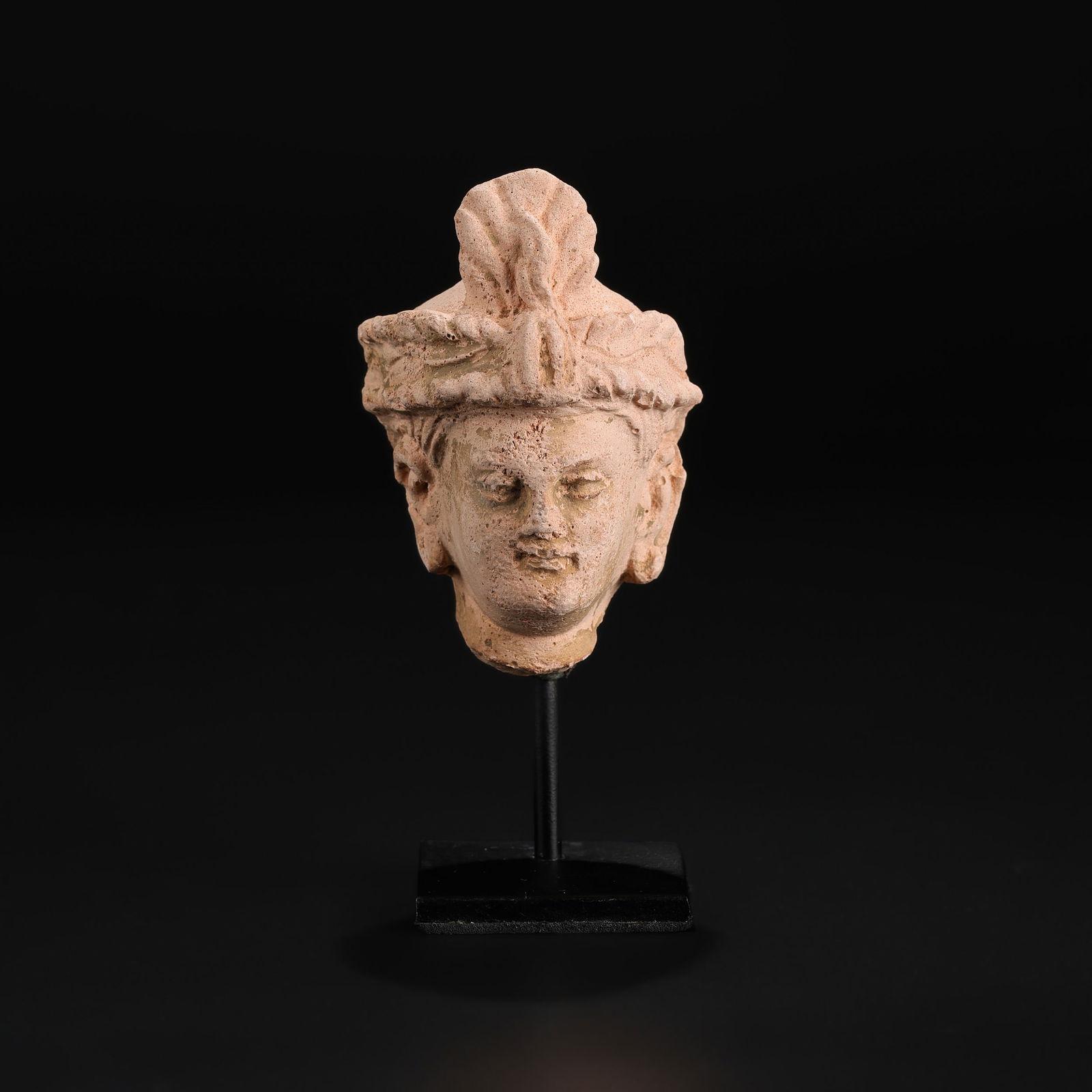 Gandhara Terracotta Head of Bodhisattva: Gandhara Terracotta Head of Bodhisattva Size Detail: 5 x 7.7cm Total Weight: 122gram