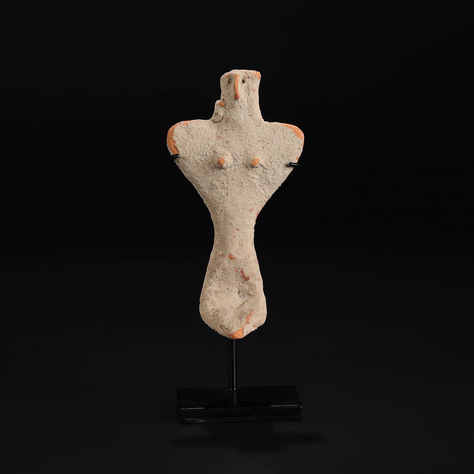 Ancient Bactrian Terracotta Female Figurine: Ancient Bactrian Terracotta Female Figurine. Size Detail: 5.4 x 10cm Weight: 48gram