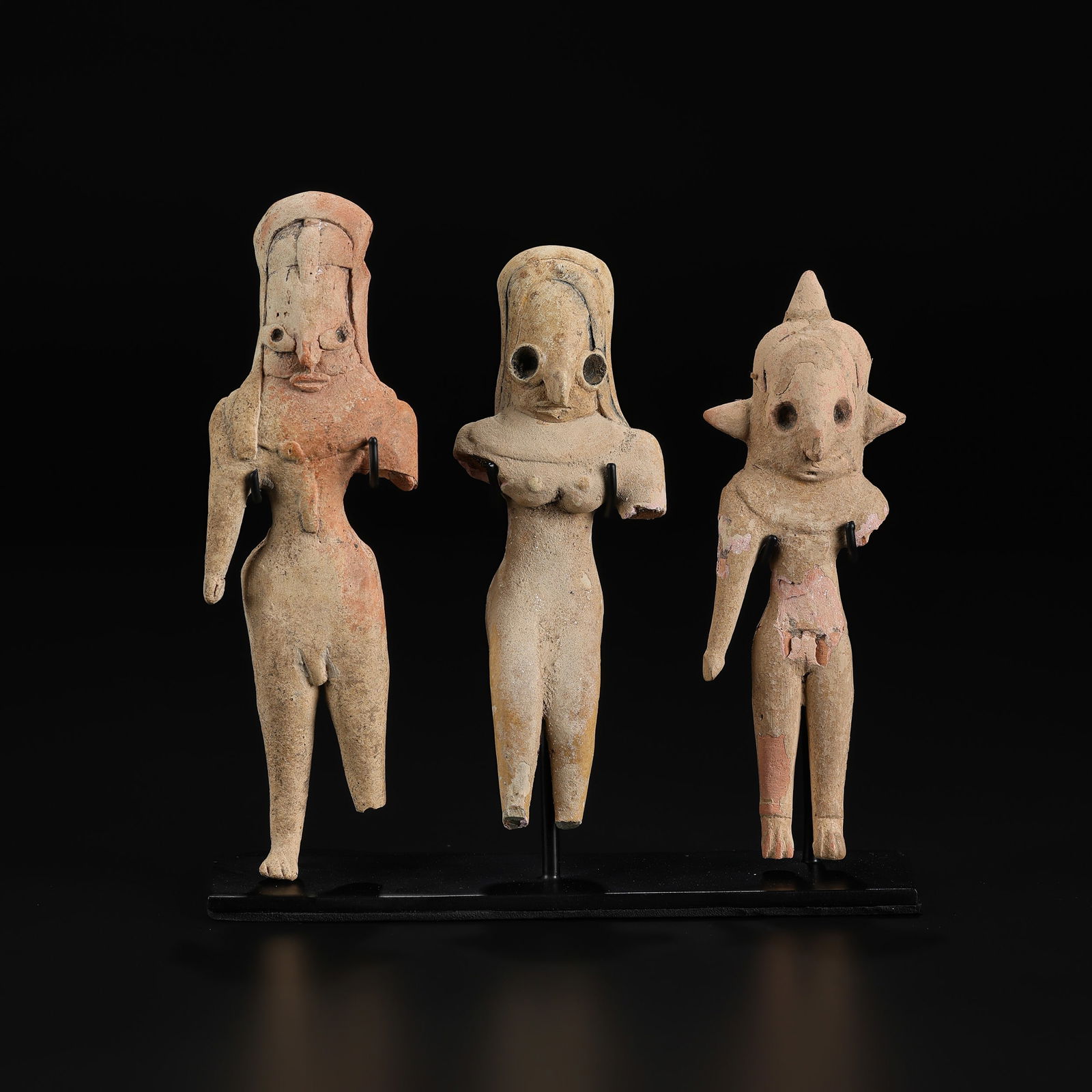 Ancient Indus Valley Terracotta Figurines: Ancient Indus Valley Terracotta Figurines Total Weight: 109gram