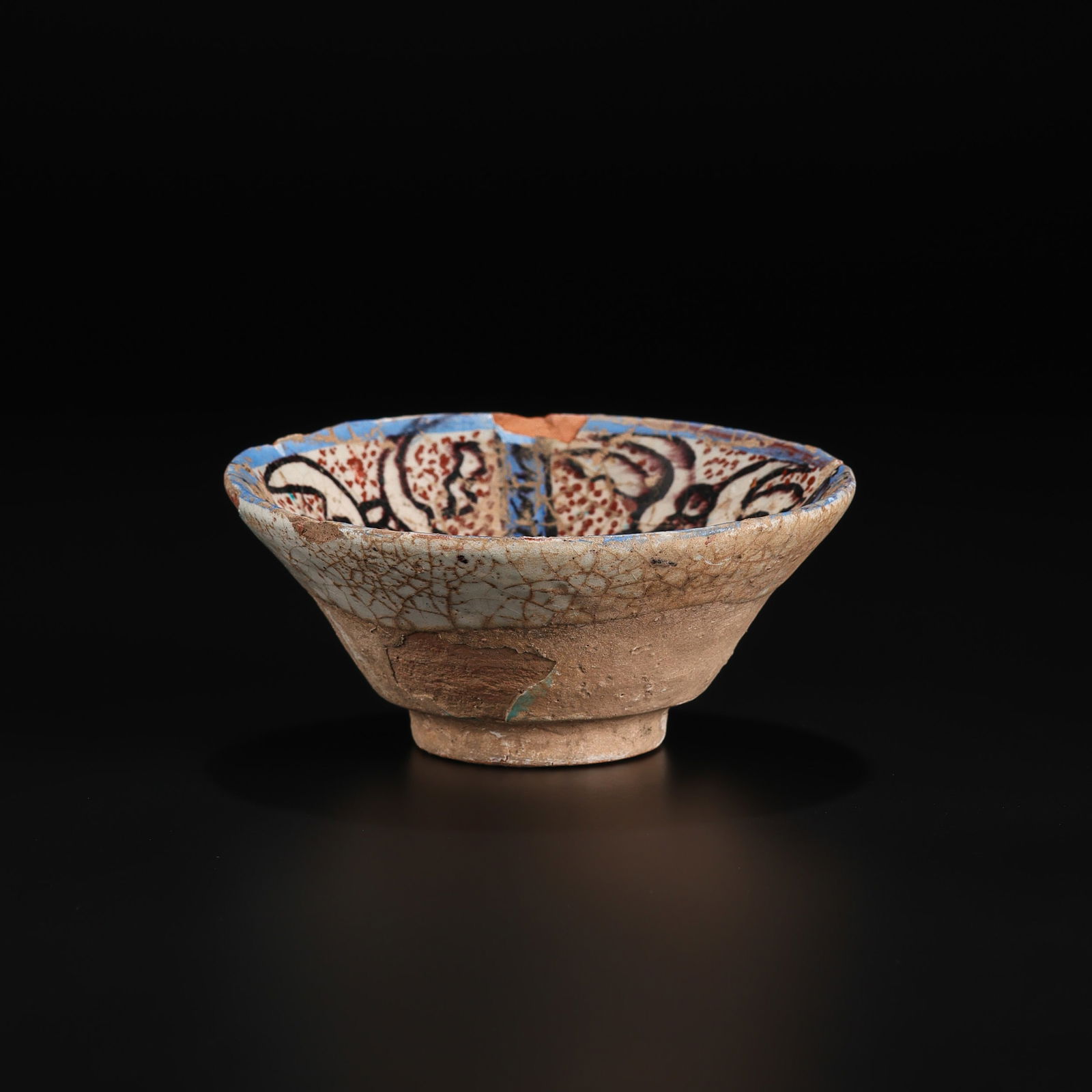 A Nishapur Pottery Bowl 10th Century AD: A Nishapur Pottery Bowl 10th Century AD Size Detail: 11 x 5cm Weight: 113gram