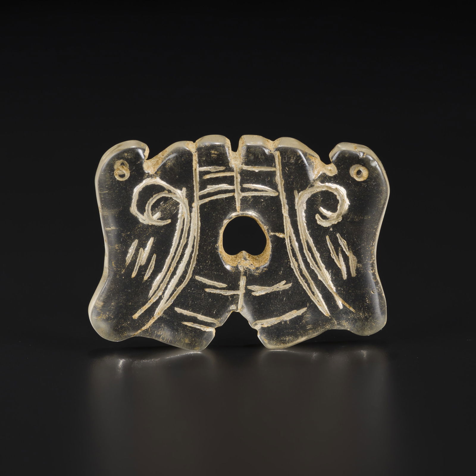 Hongshan Culture White Crystal Carved Flying Birds Motif Pendant: Hongshan Culture White Crystal Carved Flying Birds Motif Pendant. Size Detail: 4.9 x 3.9cm Weight: 31gram