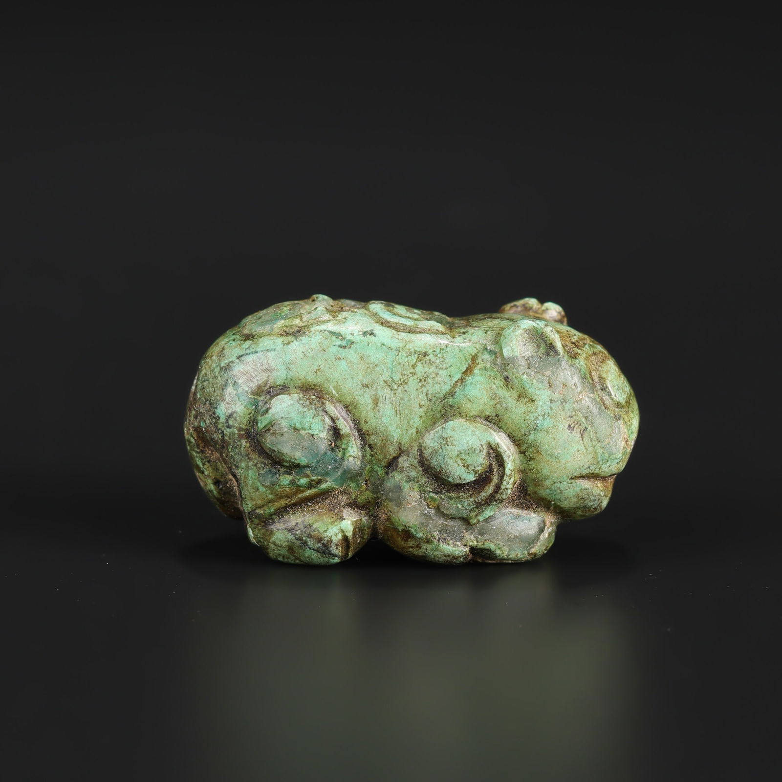 Ancient Chinese Hongshan Culture Turquoise Animal Figure Pendant: Ancient Chinese Hongshan Culture Turquoise Animal Figure Pendant Size Detail: 3 x 1.7cm Weight: 11gram