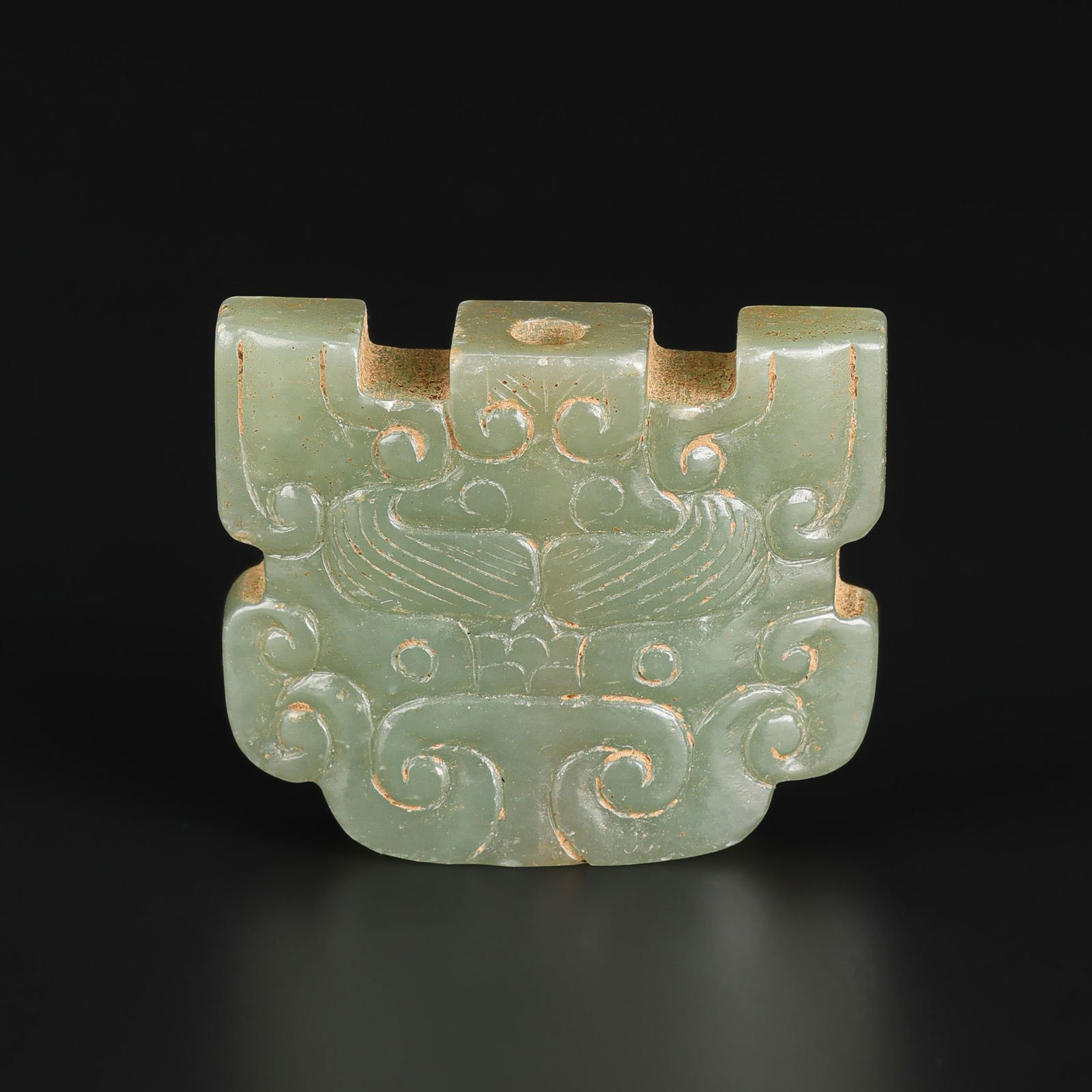 Chinese Hongshan Culture Jade Pectoral Mask Pendant: Chinese Hongshan Culture Jade Pectoral Mask Pendant Size Detail: 4.1 x 3.4cm Weight: 32gram